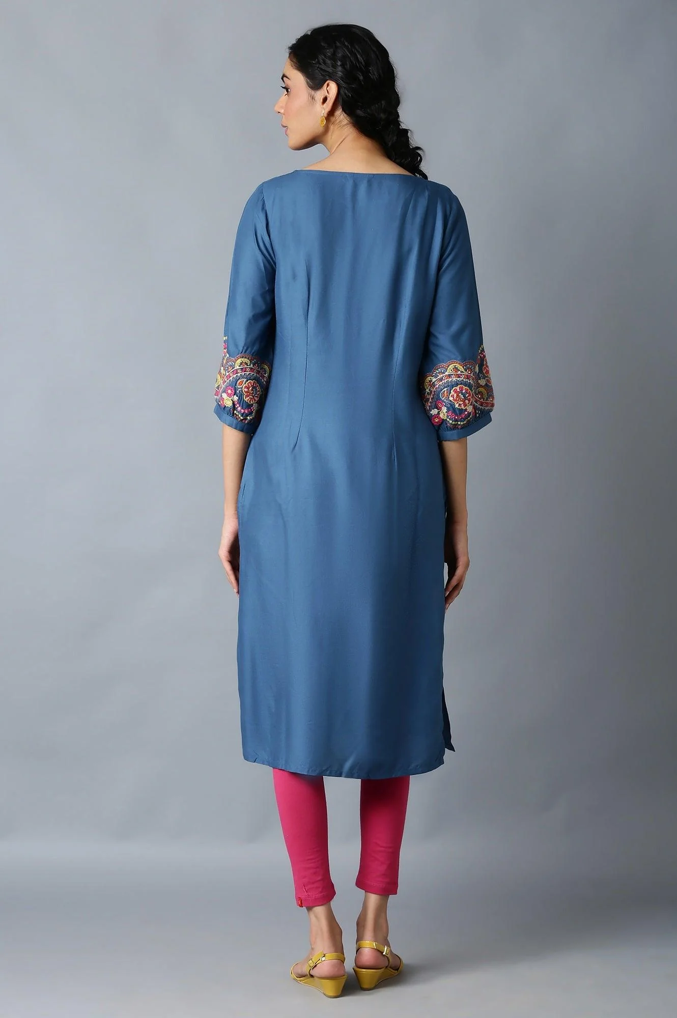 Deep Teal Straight Silhouette kurta With Thread Embroidery - Image 2