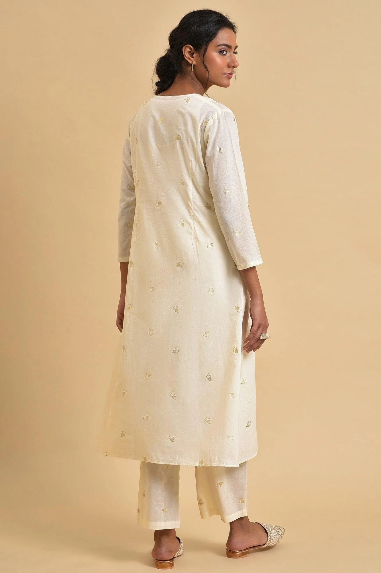 Ecru Anaar Print kurta Set With Inner - Image 2