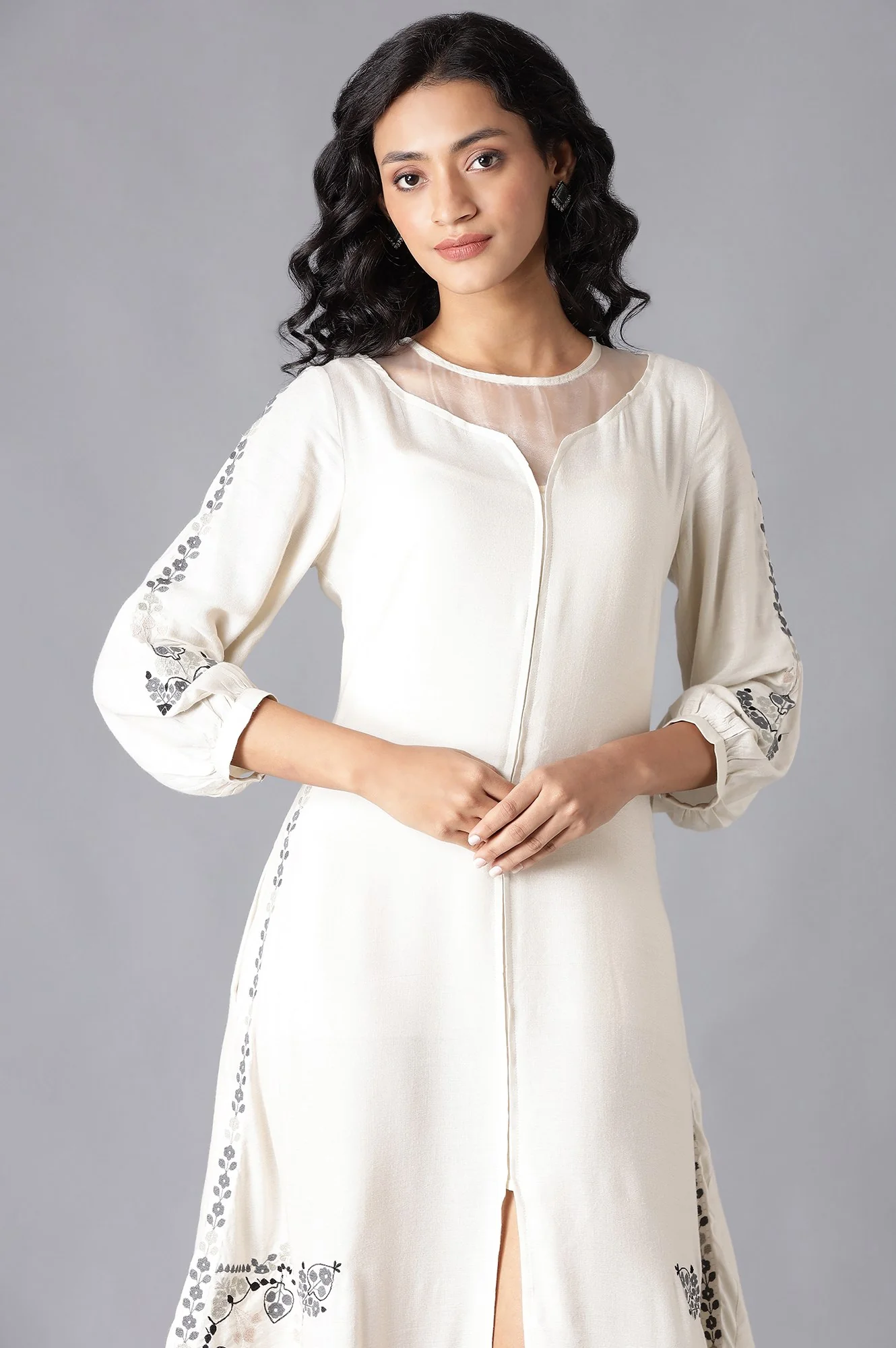 Ecru Embroidered Dress - Image 5