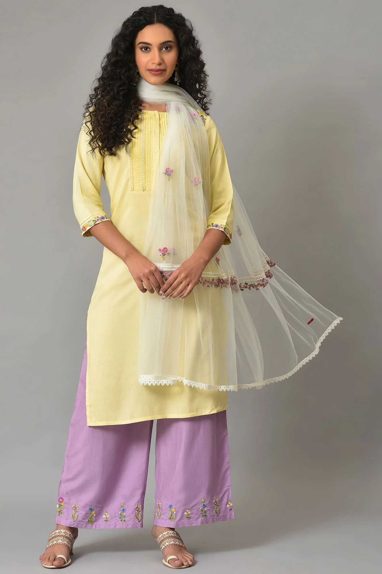 Ecru Floral Embroidered Net Dupatta - Image 3