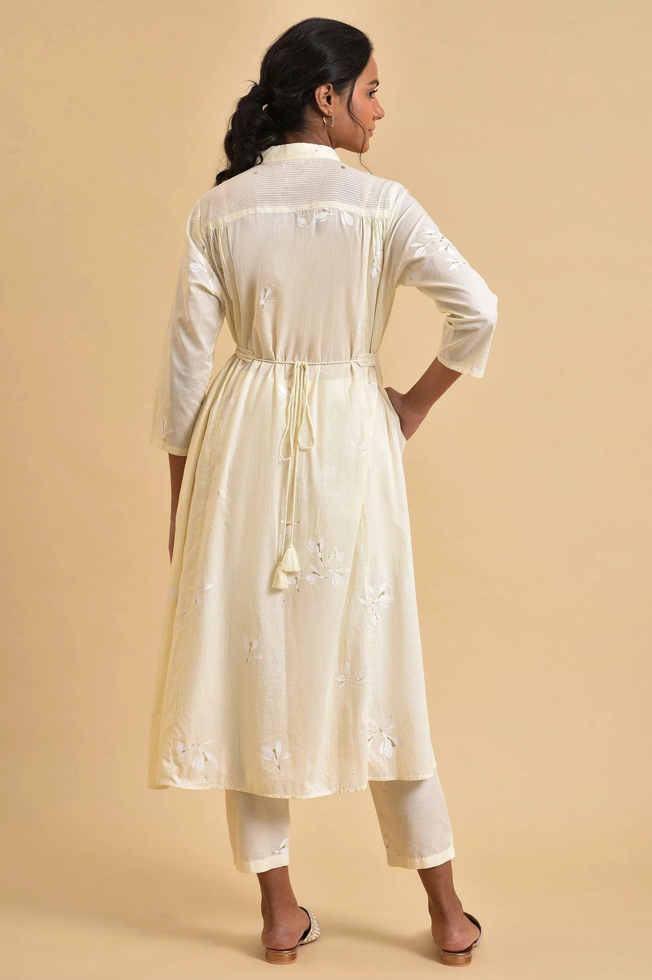 Ecru Floral Printed Shirt kurta Co-Ord Set With Belt - Image 2