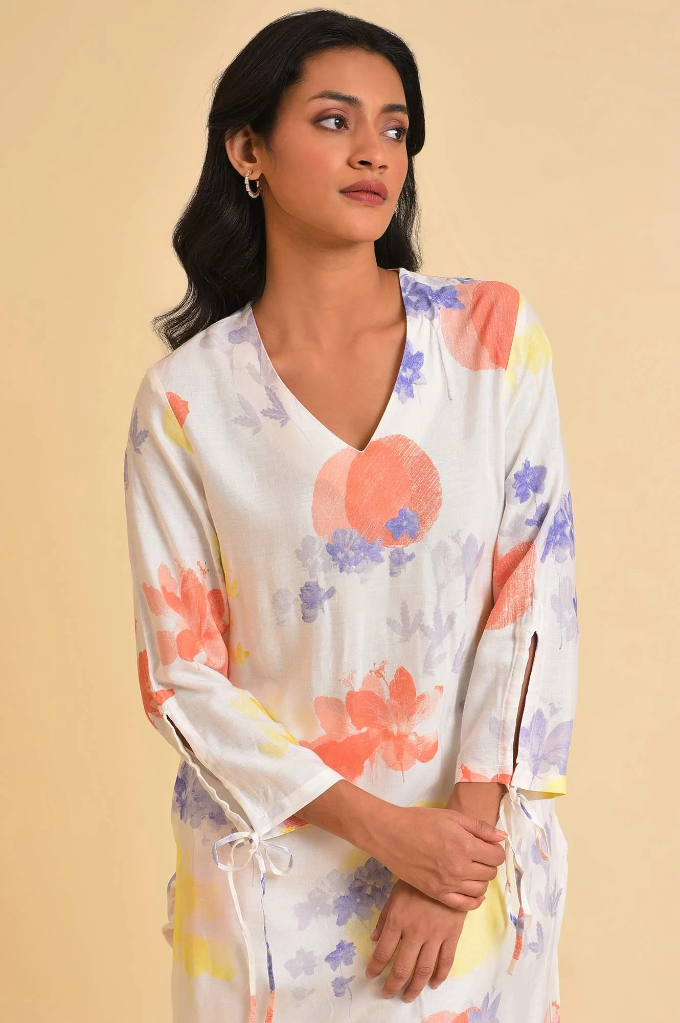 Ecru Floral Printed Summer Straight kurta - Image 5