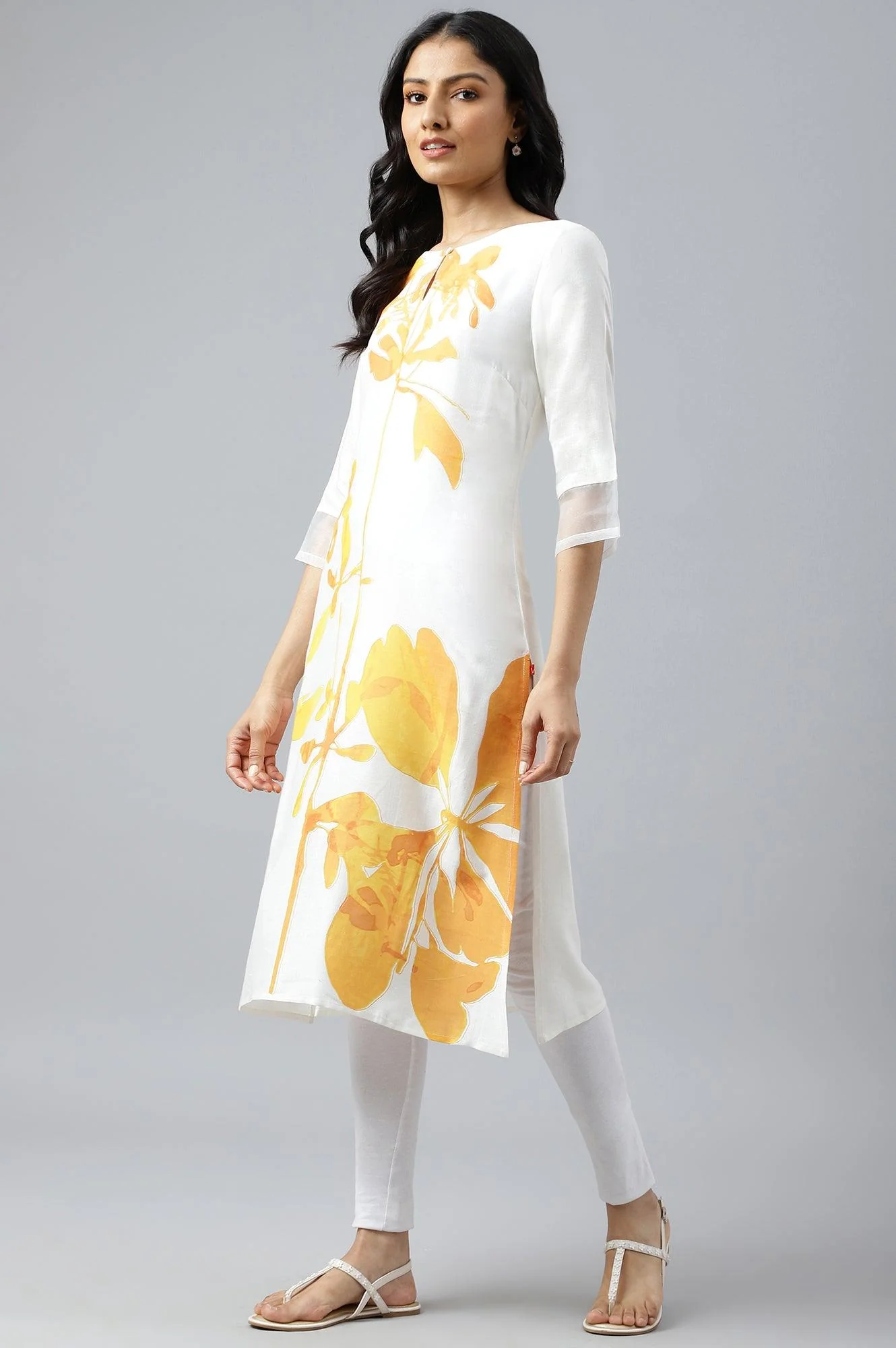 Ecru Placement kurta With Yellow Floral Print - Image 3