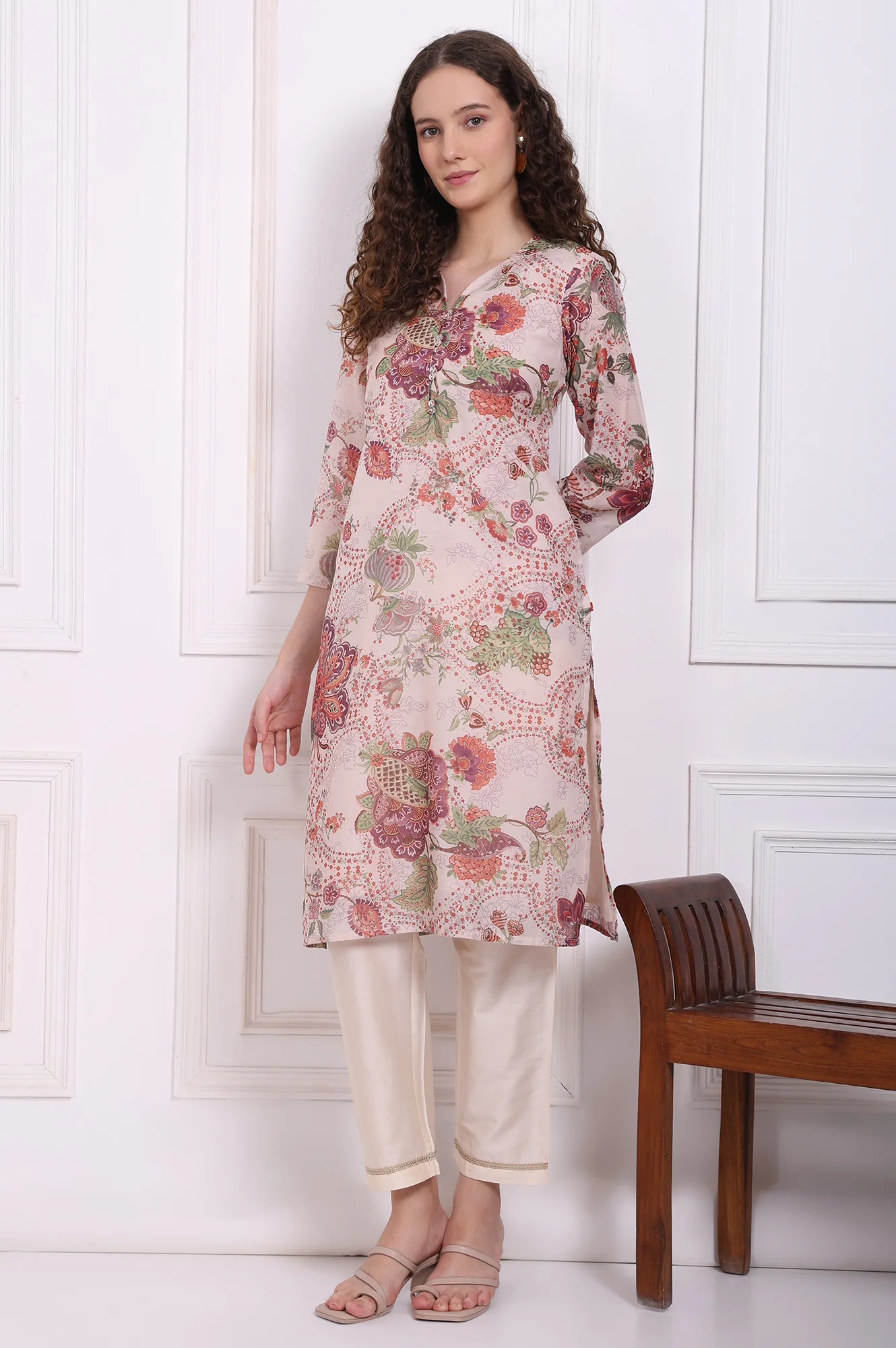 Ecru Solid Embroidered Hem Straight Pants - Image 5