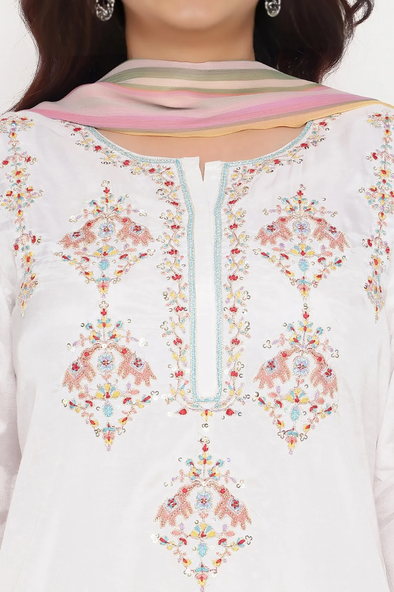 Ecru Solid Printed Shantung Straight Kurta, Straight Pant and Dupatta Set - Image 2
