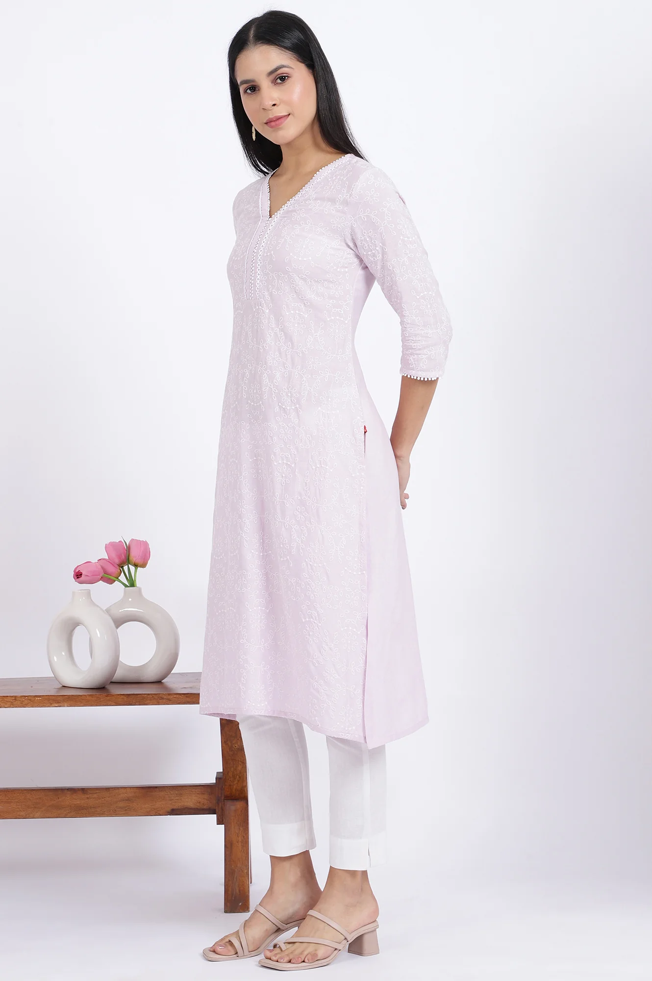 Purple Embroidered Straight Rayon Kurta - Image 5
