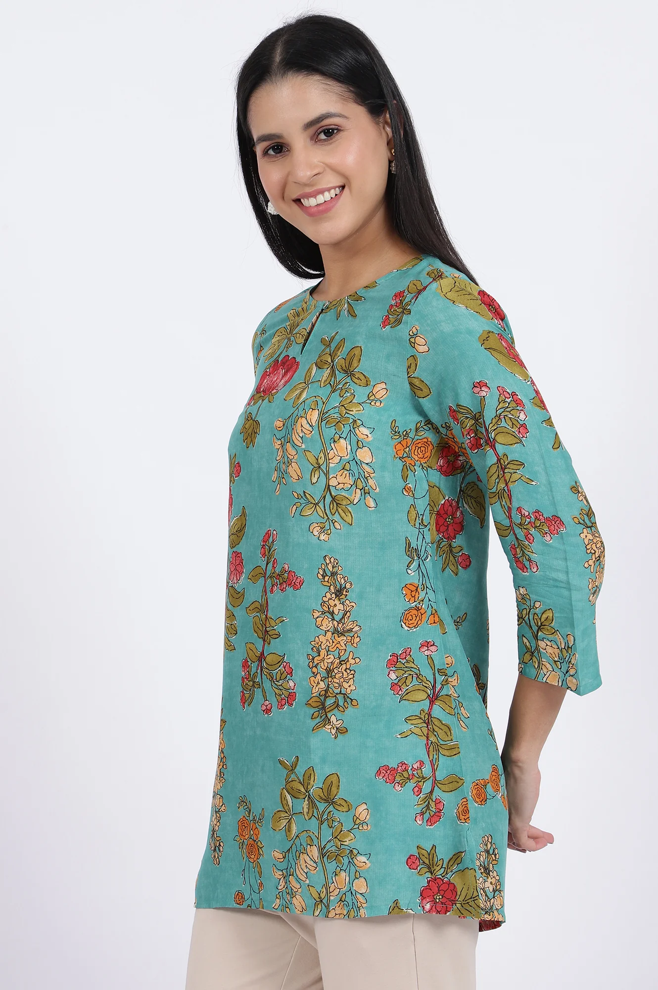 Green Floral Printed Straight Top - Image 5