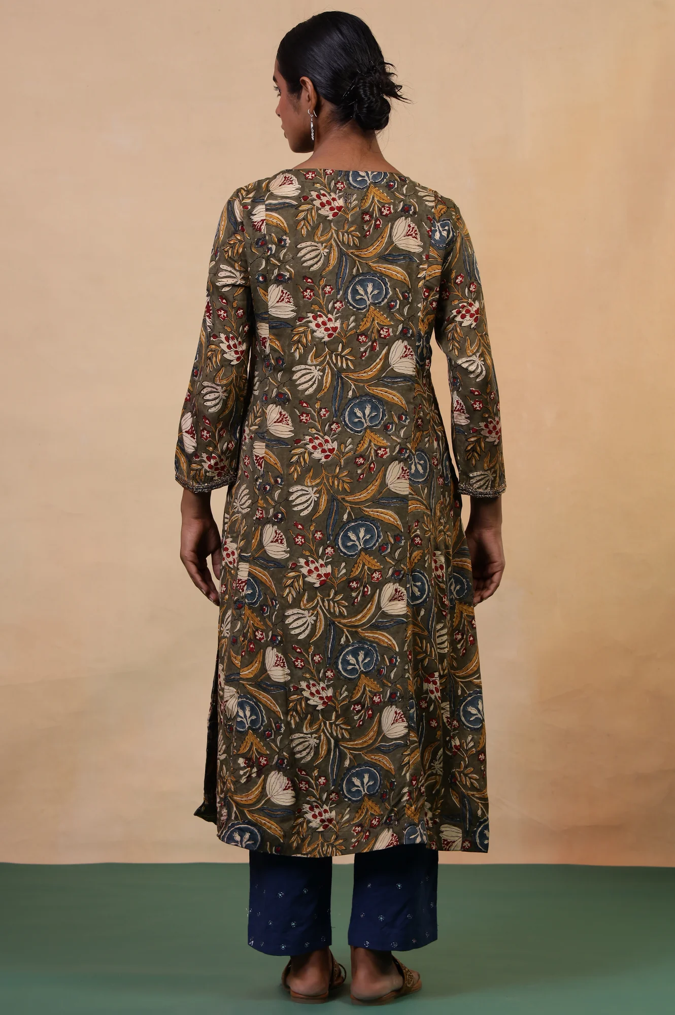 Folksong Golden Olive Floral Metallic Embroidered Viscose Flared Kurta - Image 5