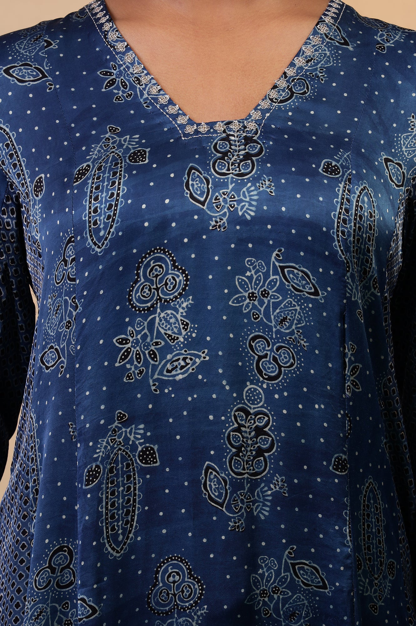 Folksong Indigo Floral Metallic Embroidered Viscose Flared Ajrakh Kurta - Image 4