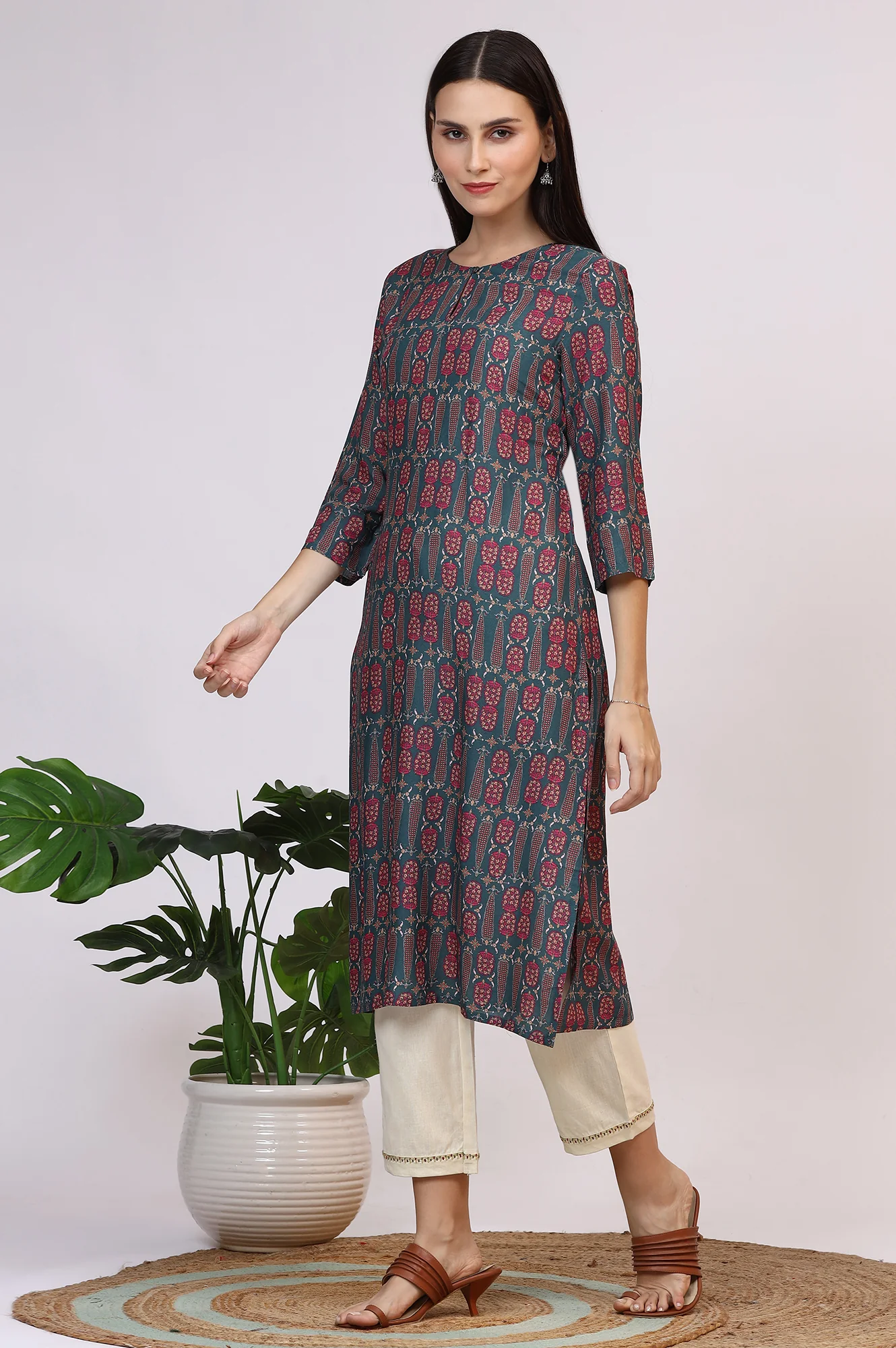 Forest Green Paisley Printed Rayon Straight Kurta - Image 5