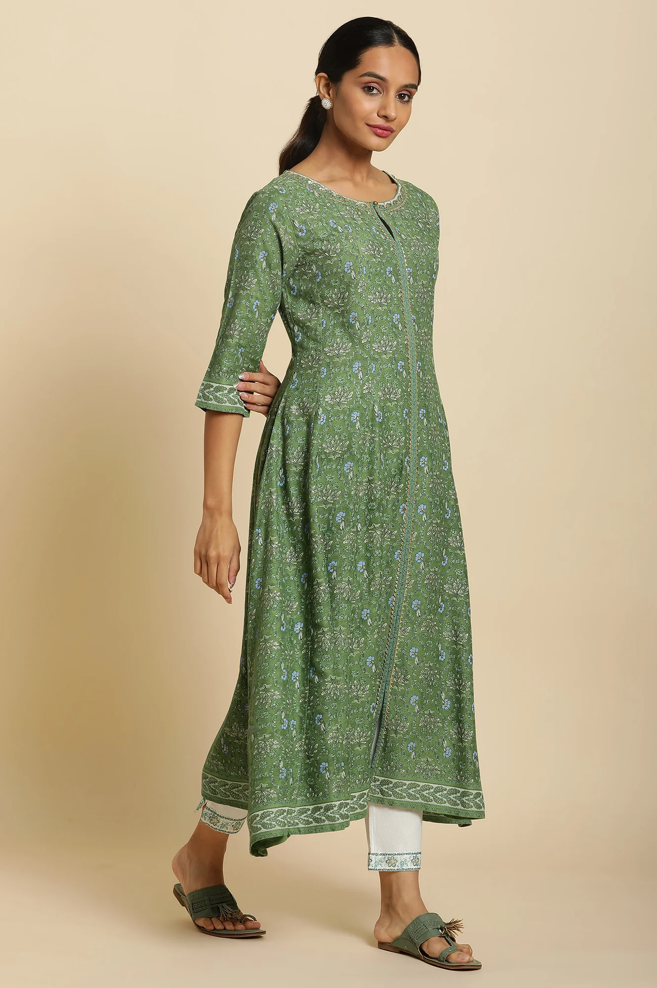 Forest Green Printed Panelled Kurta - Image 4