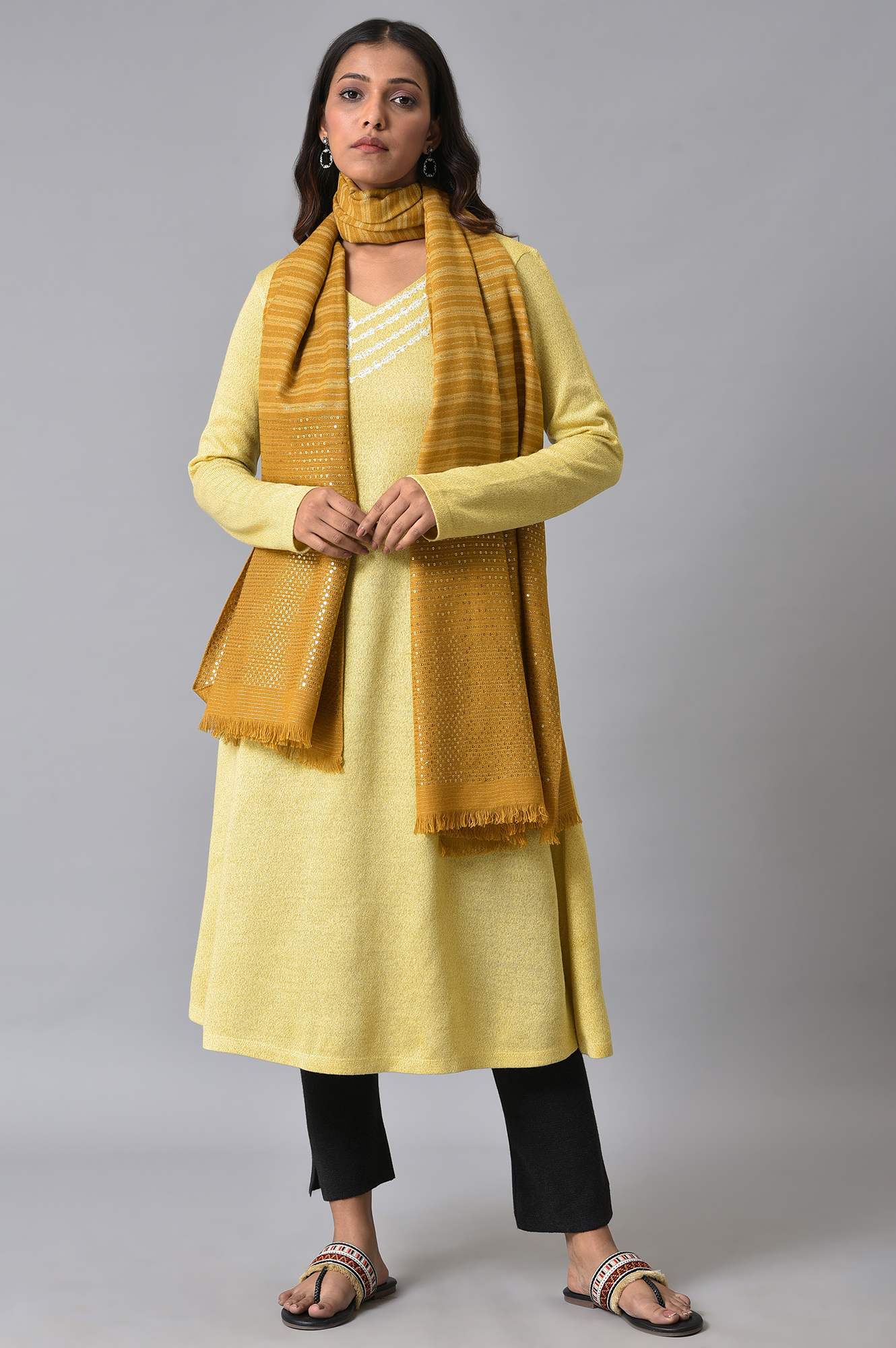 Gold Acrylic Winter Women Shawl - Image 3