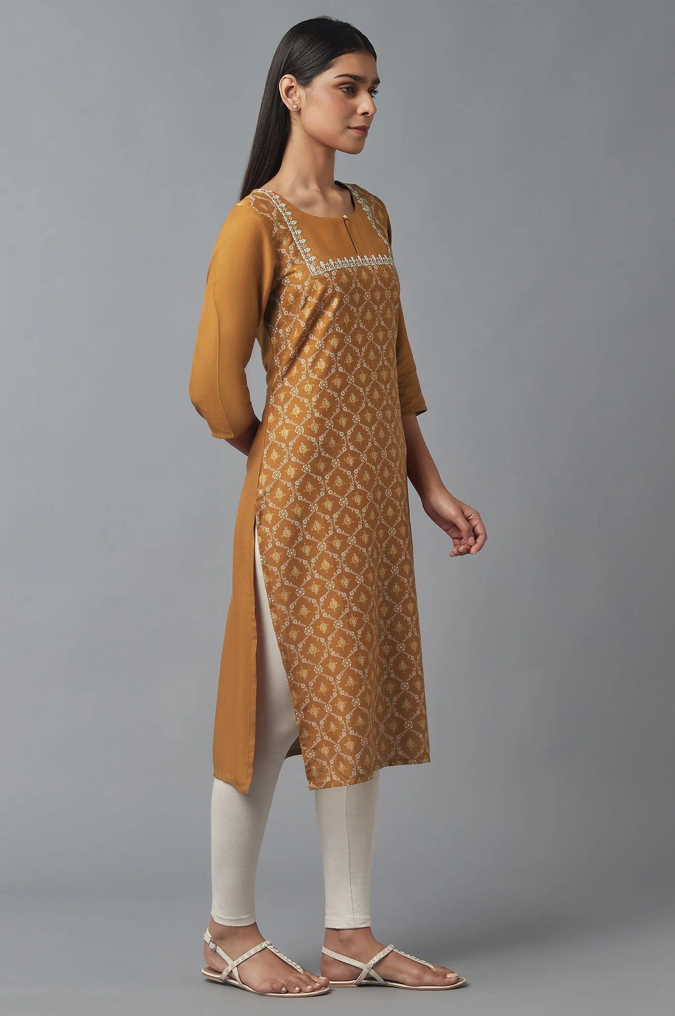 Gold Embroidered kurta - Image 4