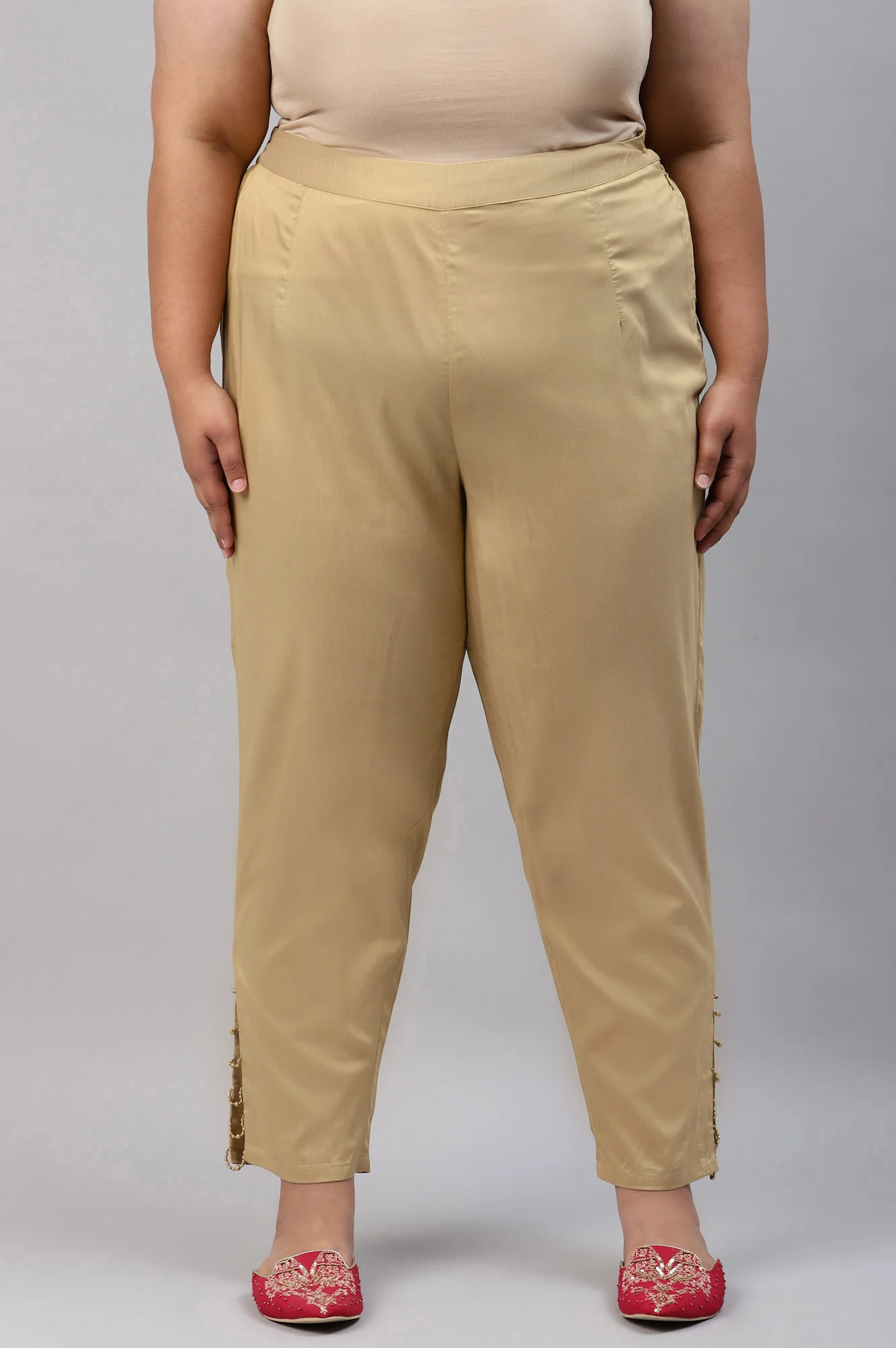 Gold Solid Light Festive Plus Size Slim Pants
