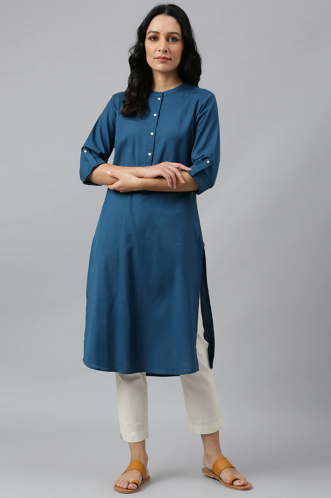 Green And Blue Half Placket Cotton Flax Kurta Combo - Image 2