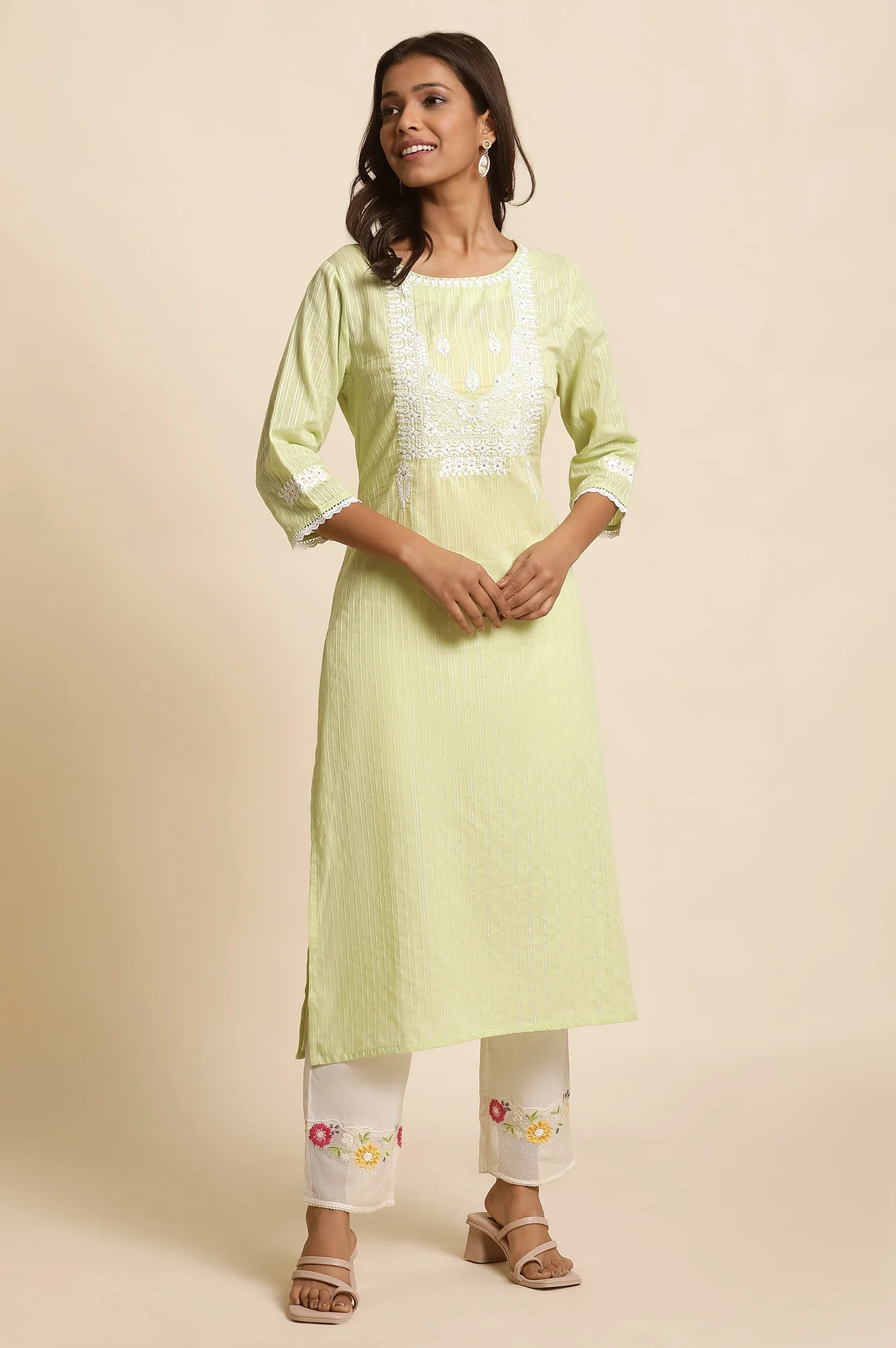 Green Cotton Lurex Embroidered Kurta - Image 2