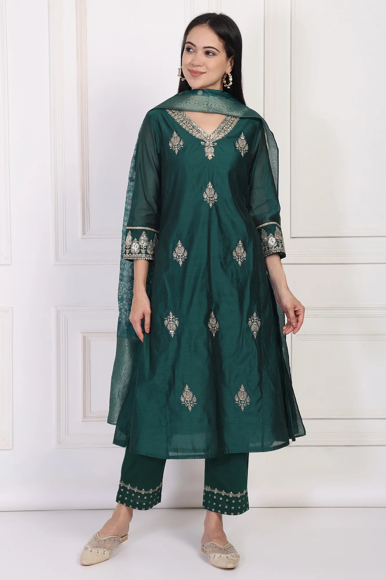 Green Embroidered A-Line Silk Kurta with Straight Pant and Dupatta Set - Image 2