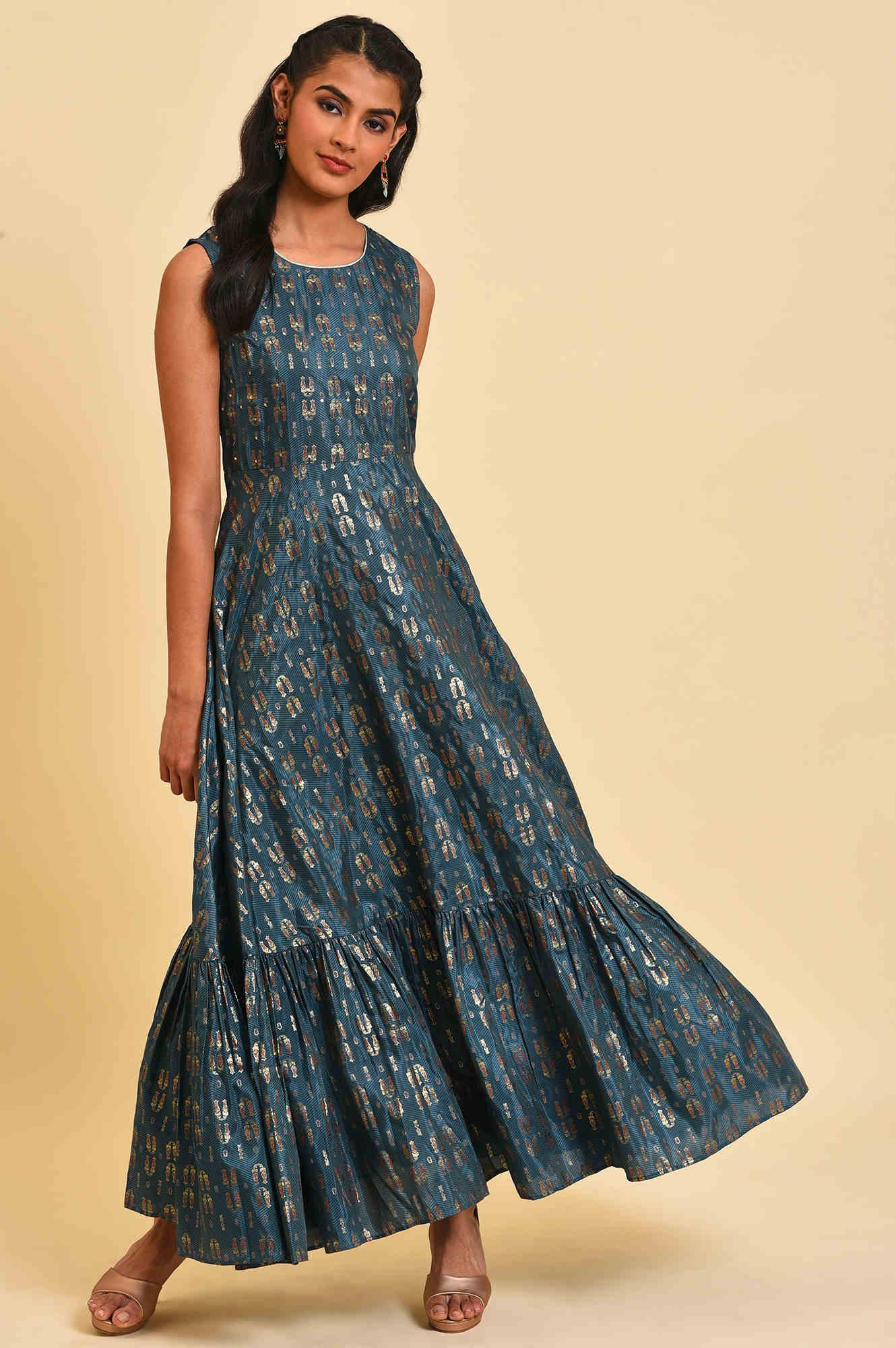 Green Embroidered Gillet & Tiered Dress Set - Image 6