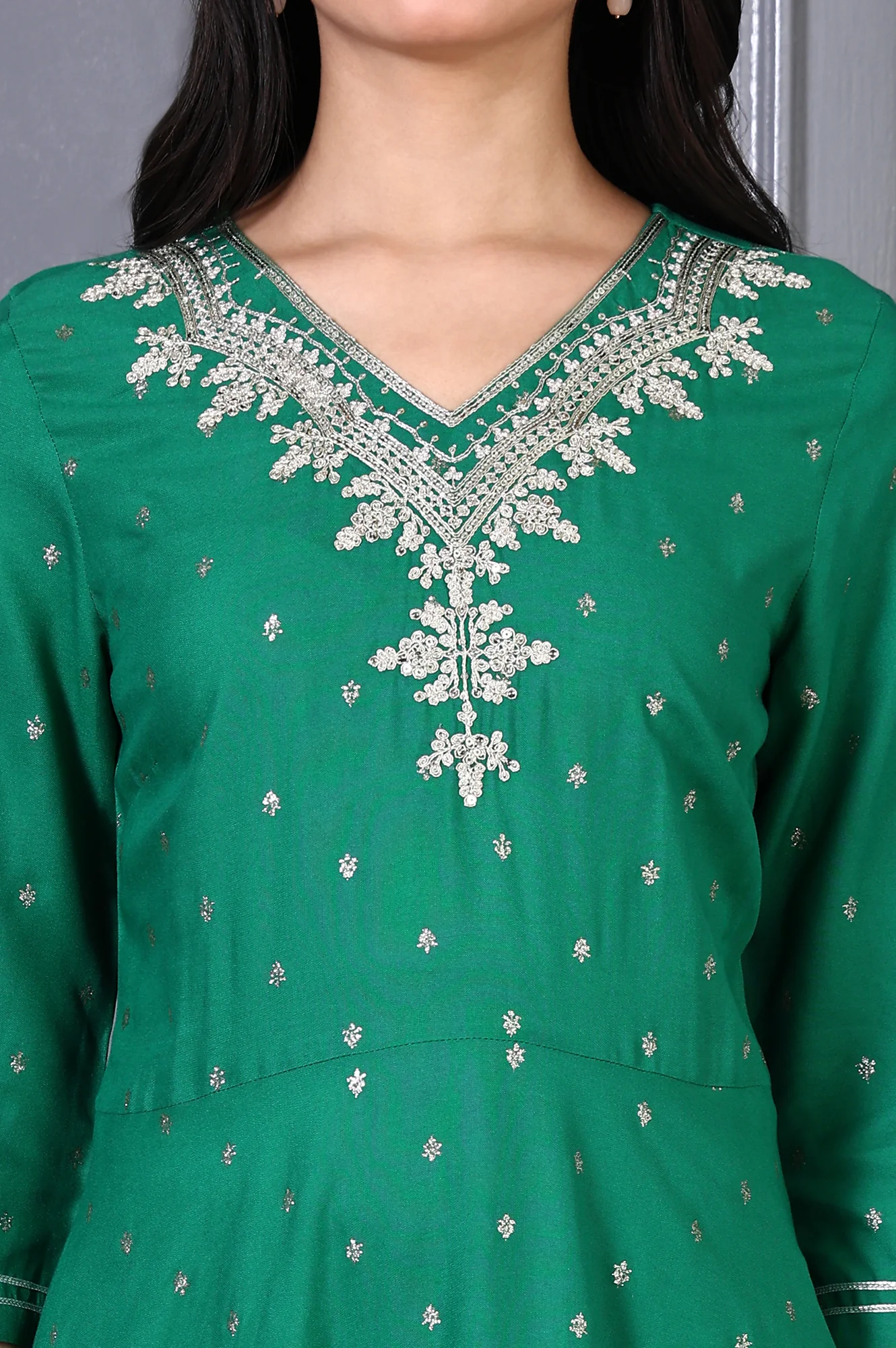 Green Embroidered Glitter Printed Rayon Flared Kurta and Pants Set - Image 4