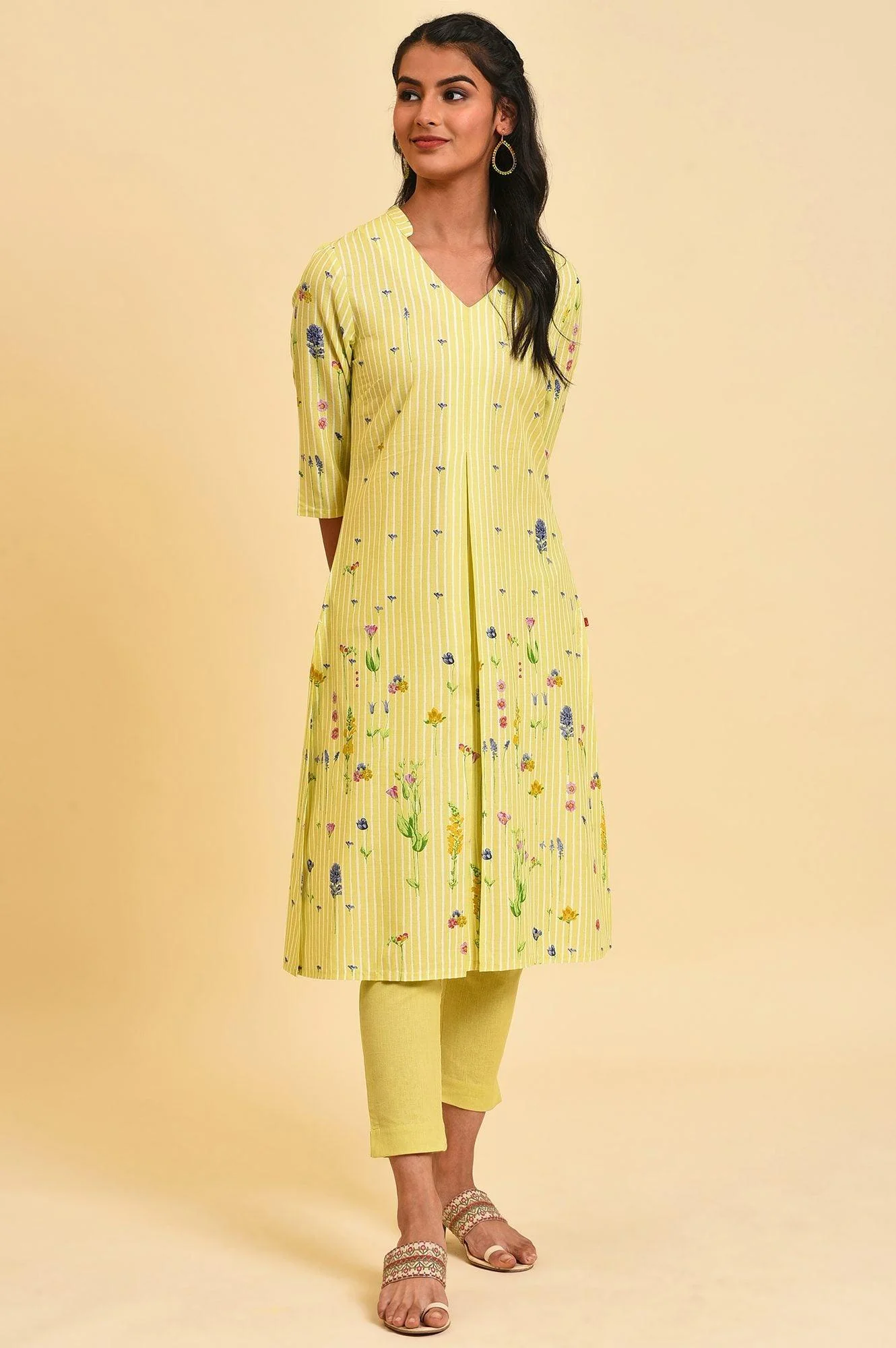 Green Floral Print Summer kurta Set - Image 8