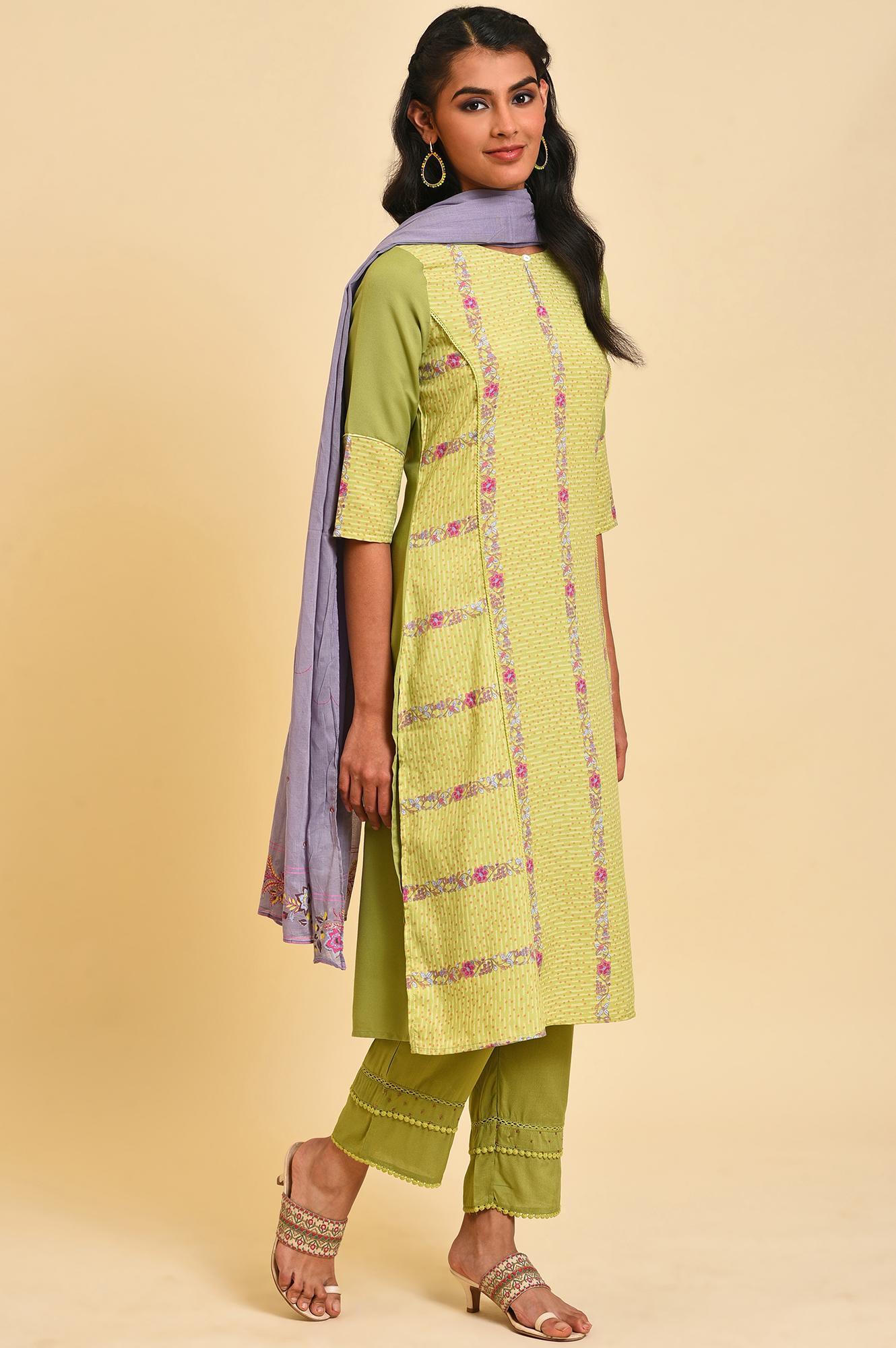Green Floral Printed kurta Set - Image 5