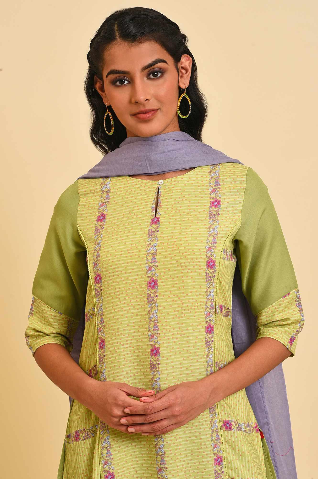 Green Floral Printed kurta Set - Image 6
