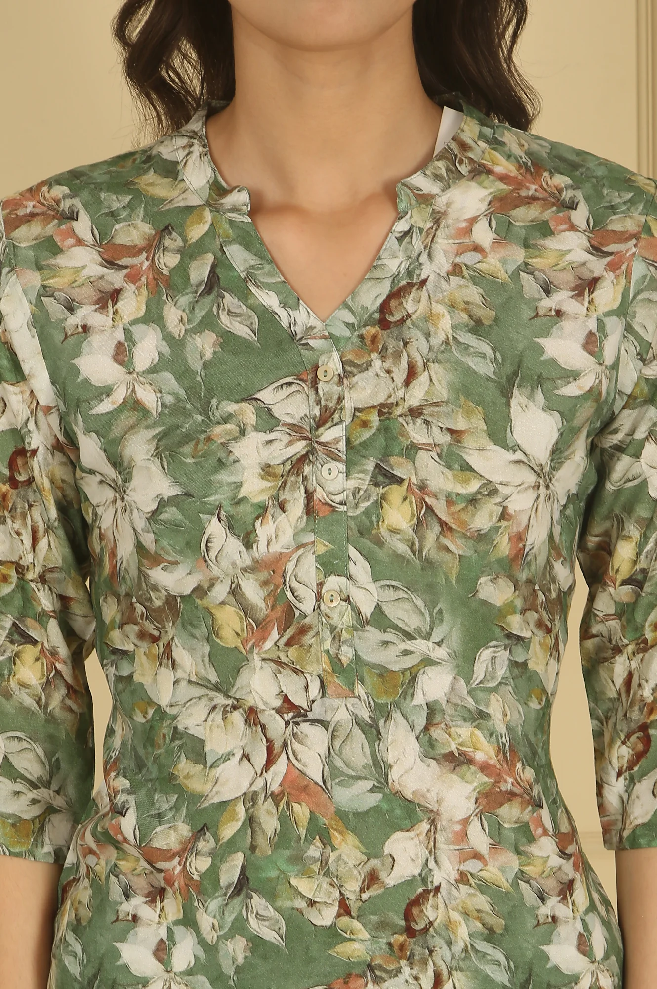 Green Floral Printed Straight Kurta and Palazzo Co-ord Set - Image 3