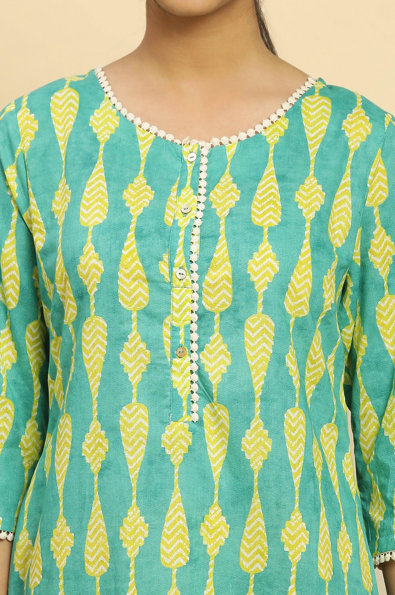 Green Geometric Printed Cotton Kurta - Image 6