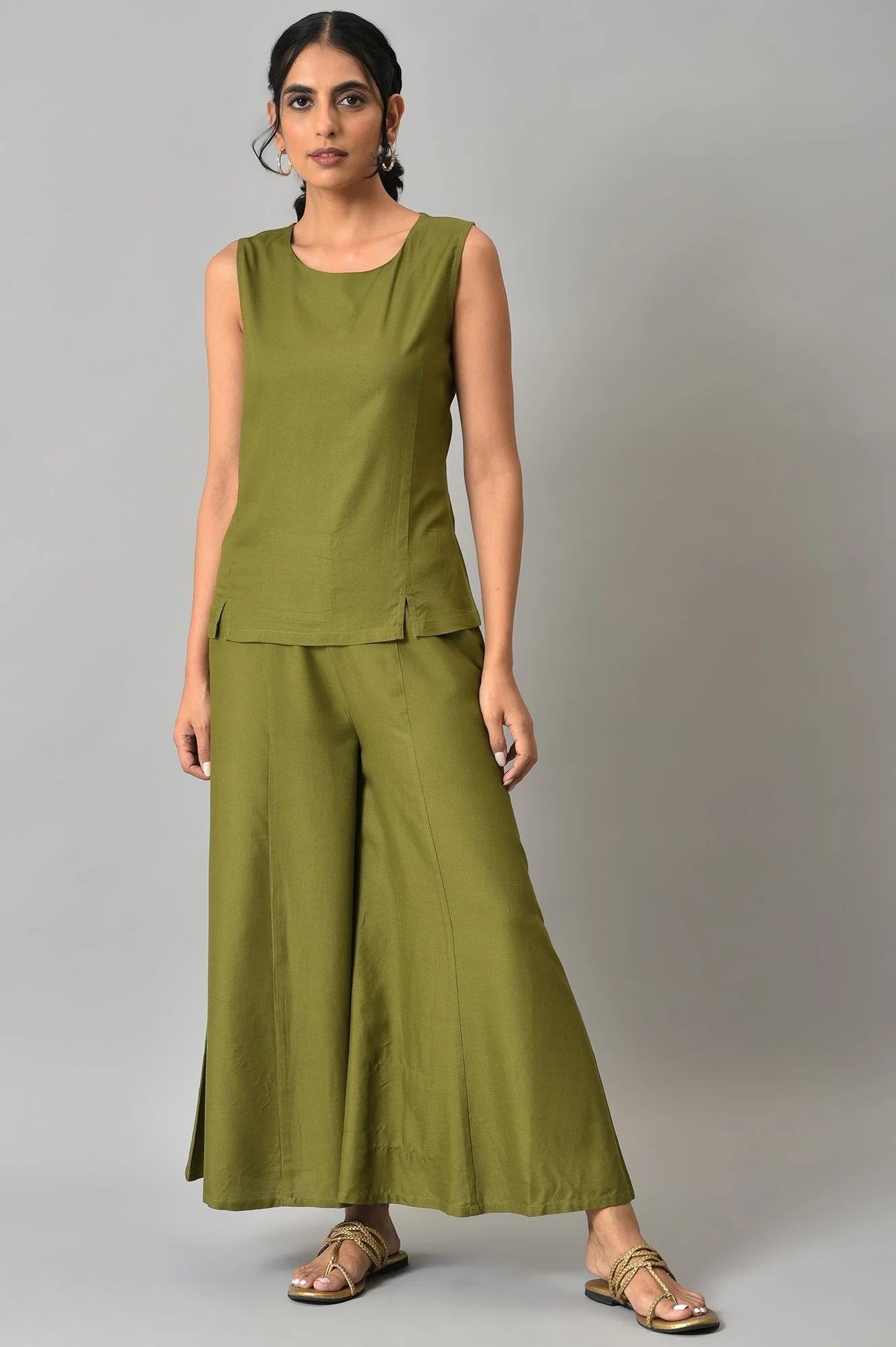 Green Ikkat Printed Jacket with Solid Green Top and Flared Pants Co-ord Set - Image 8
