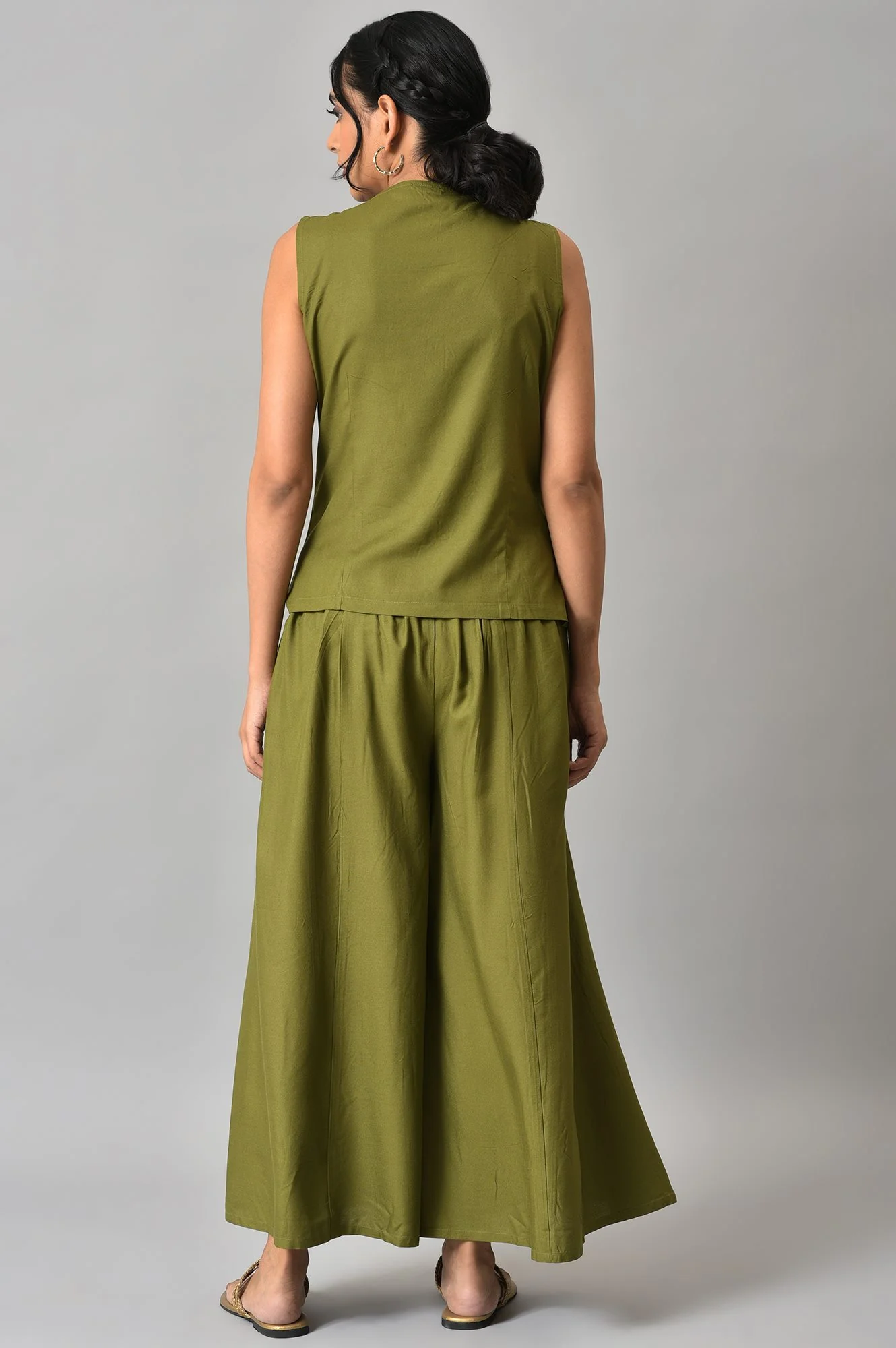 Green Ikkat Printed Jacket with Solid Green Top and Flared Pants Co-ord Set - Image 9