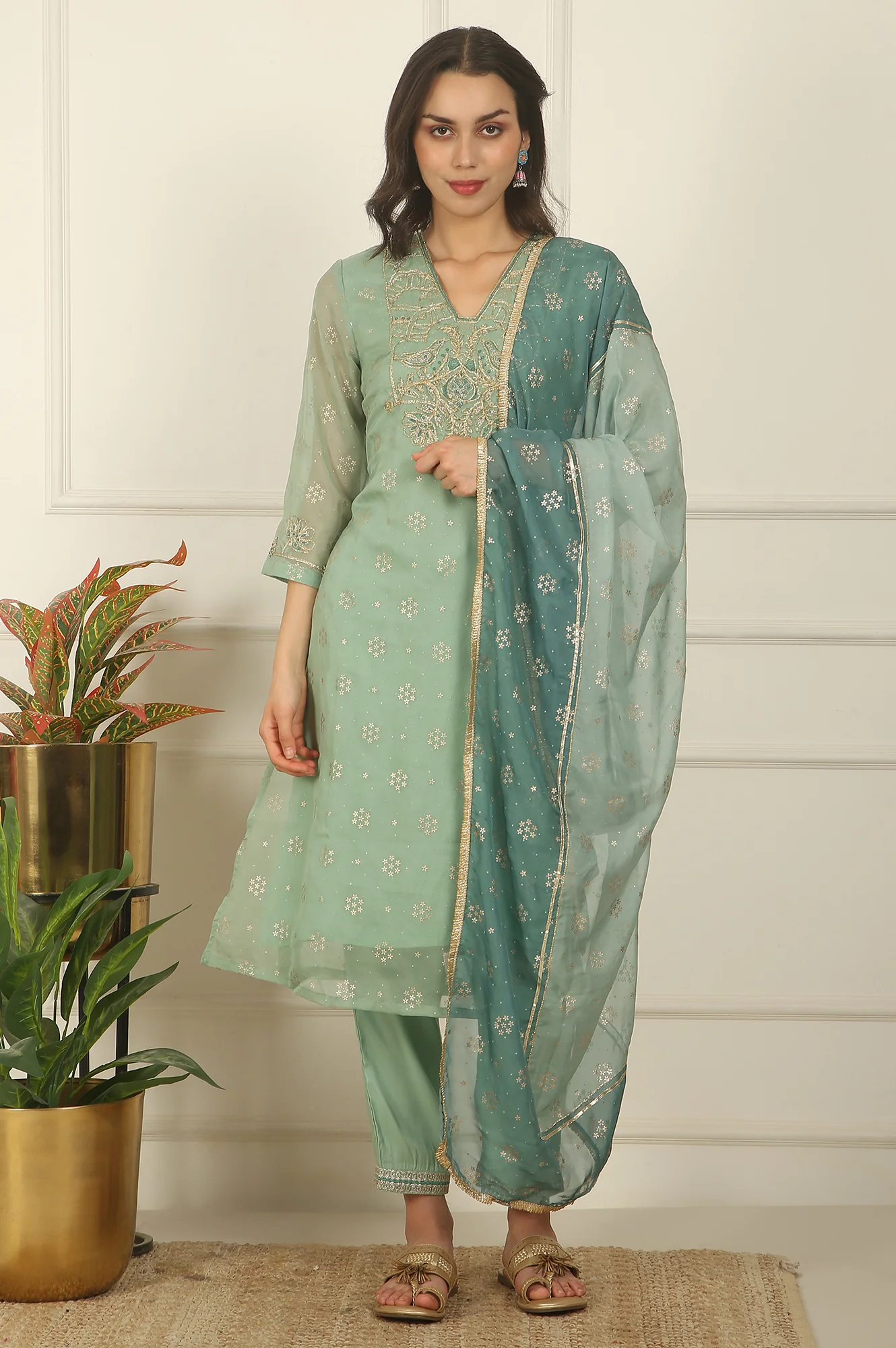 Green Metallic Embroidered Straight Organza Festive Kurta, Pant and Dupatta Set - Image 3
