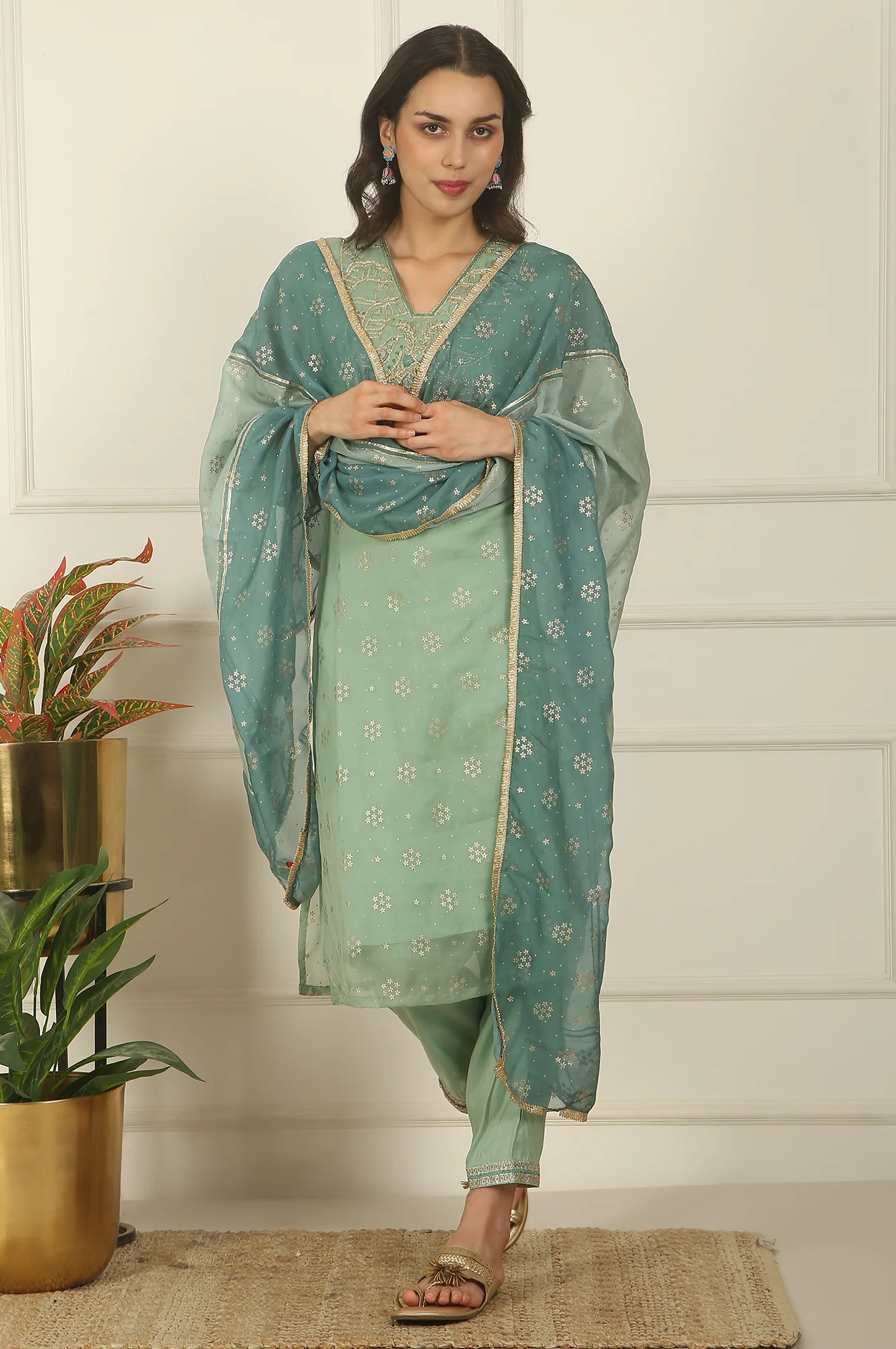 Green Metallic Embroidered Straight Organza Festive Kurta, Pant and Dupatta Set - Image 5