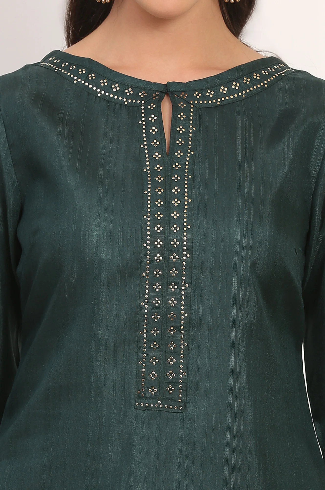 Green Mukaish Embellished Straight Kurta and Straight Pants Co-ord Set - Image 2