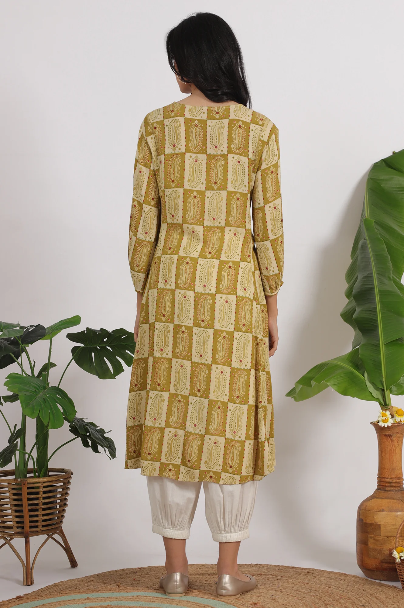Green Paisley Printed Cotton Crepe Kurta with Mirror Embroidery - Image 6