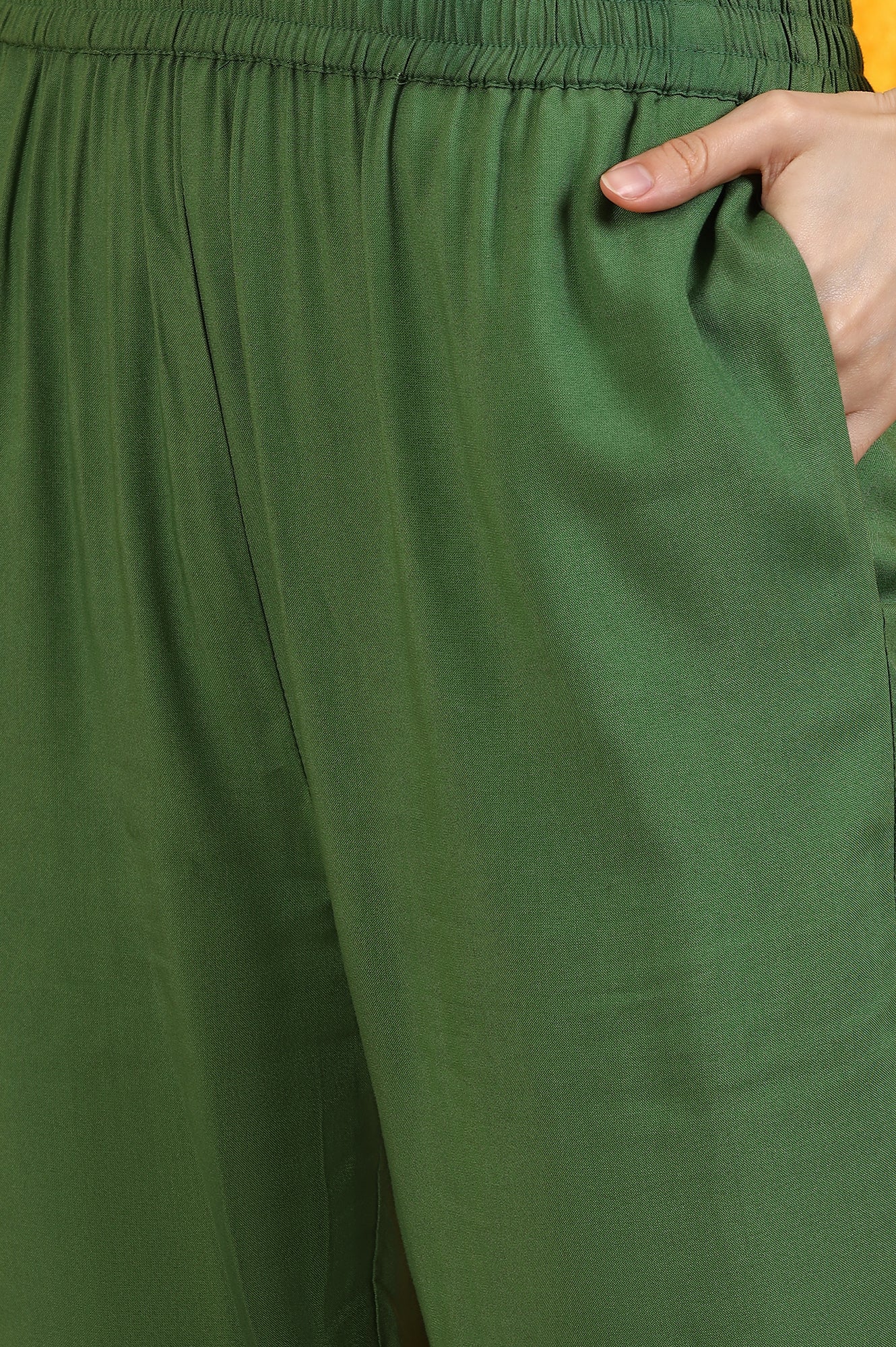 Green Printed Emroidered Chiffon Flared Kurta and Pants Set with Dupatta - Image 9