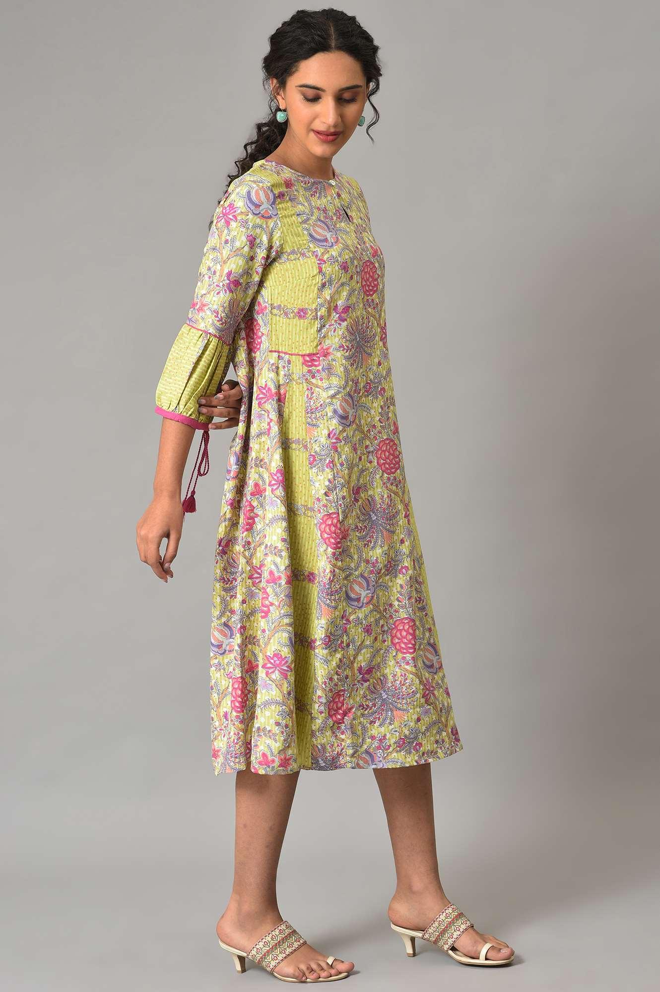 Green Printed Godget Summer Dress - Image 4