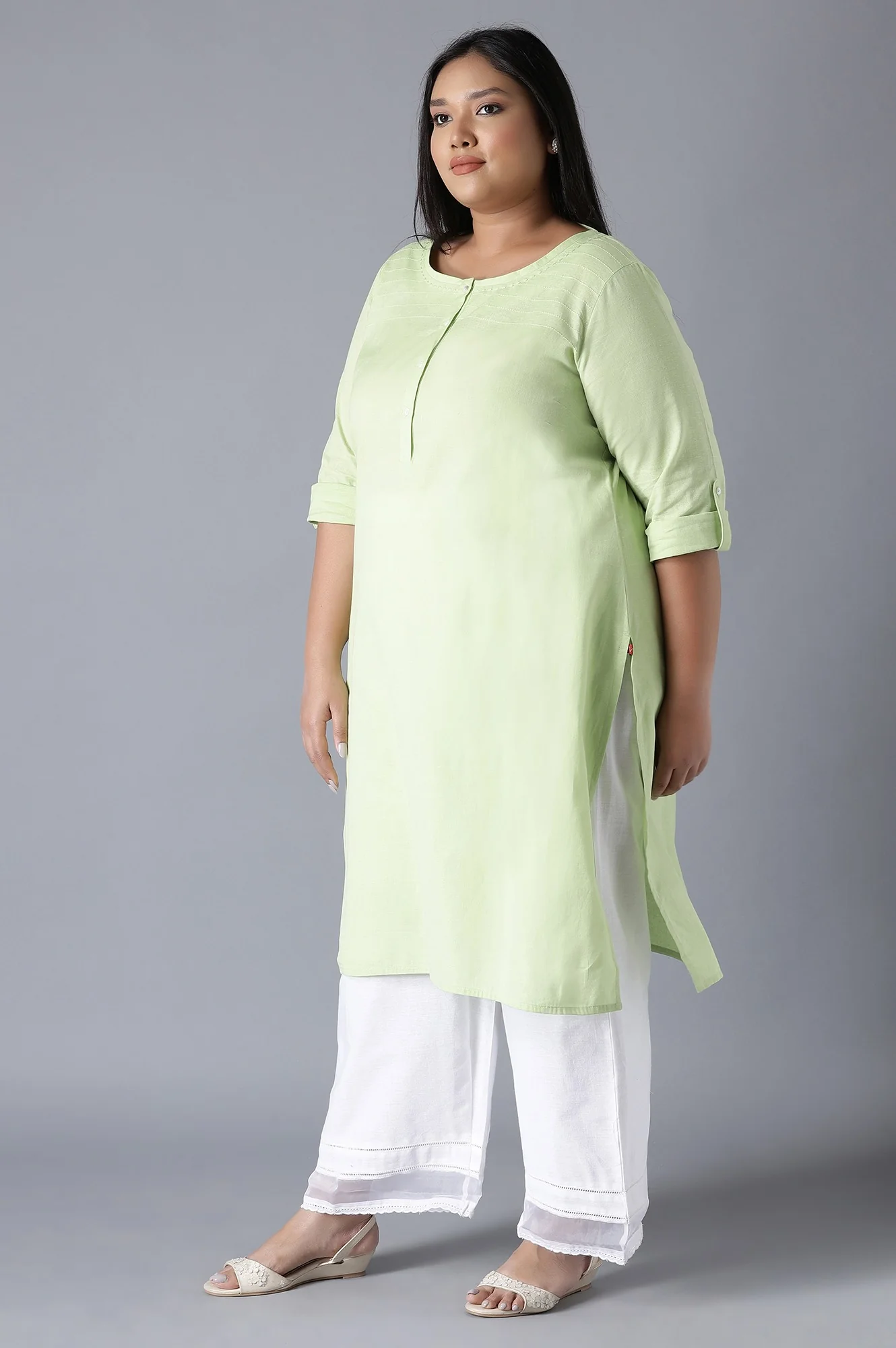Green Round Neck Solid kurta - Image 3