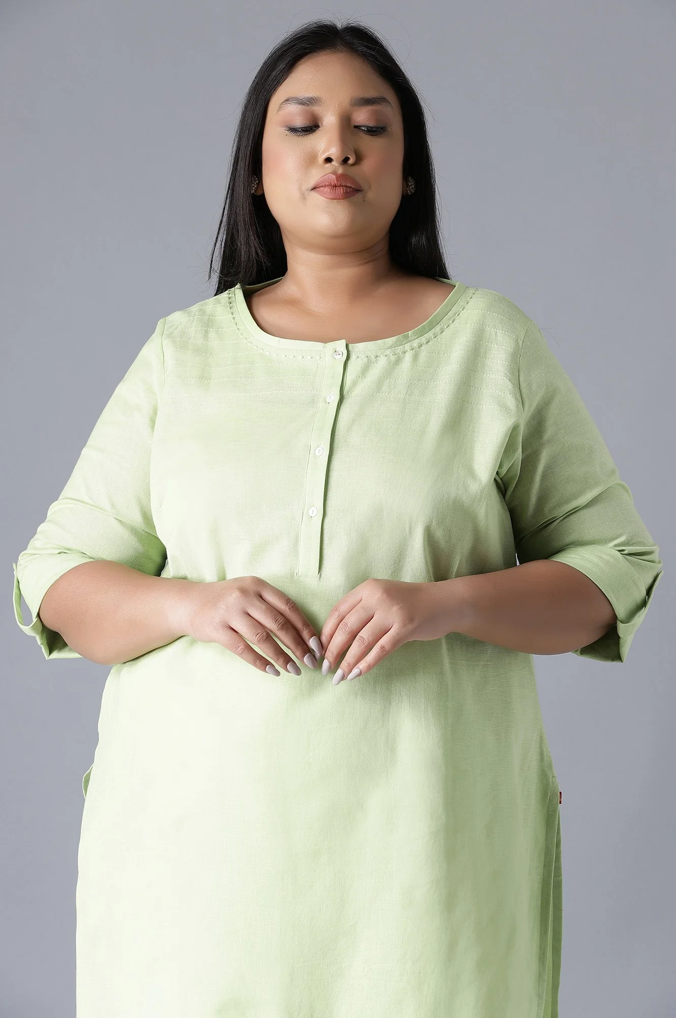 Green Round Neck Solid kurta - Image 5