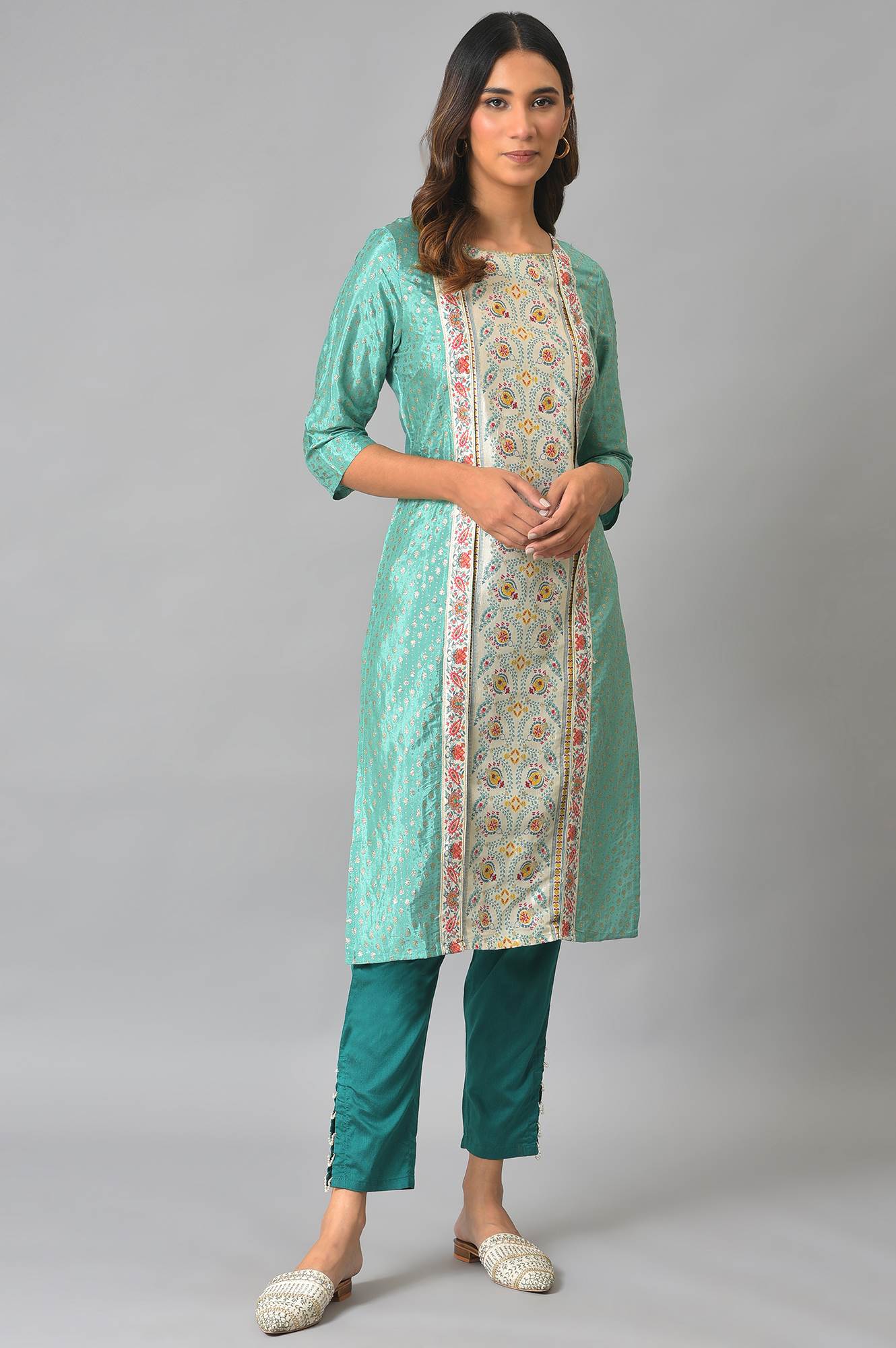 Green Solid Beaded Straight Slim Pant - Image 5