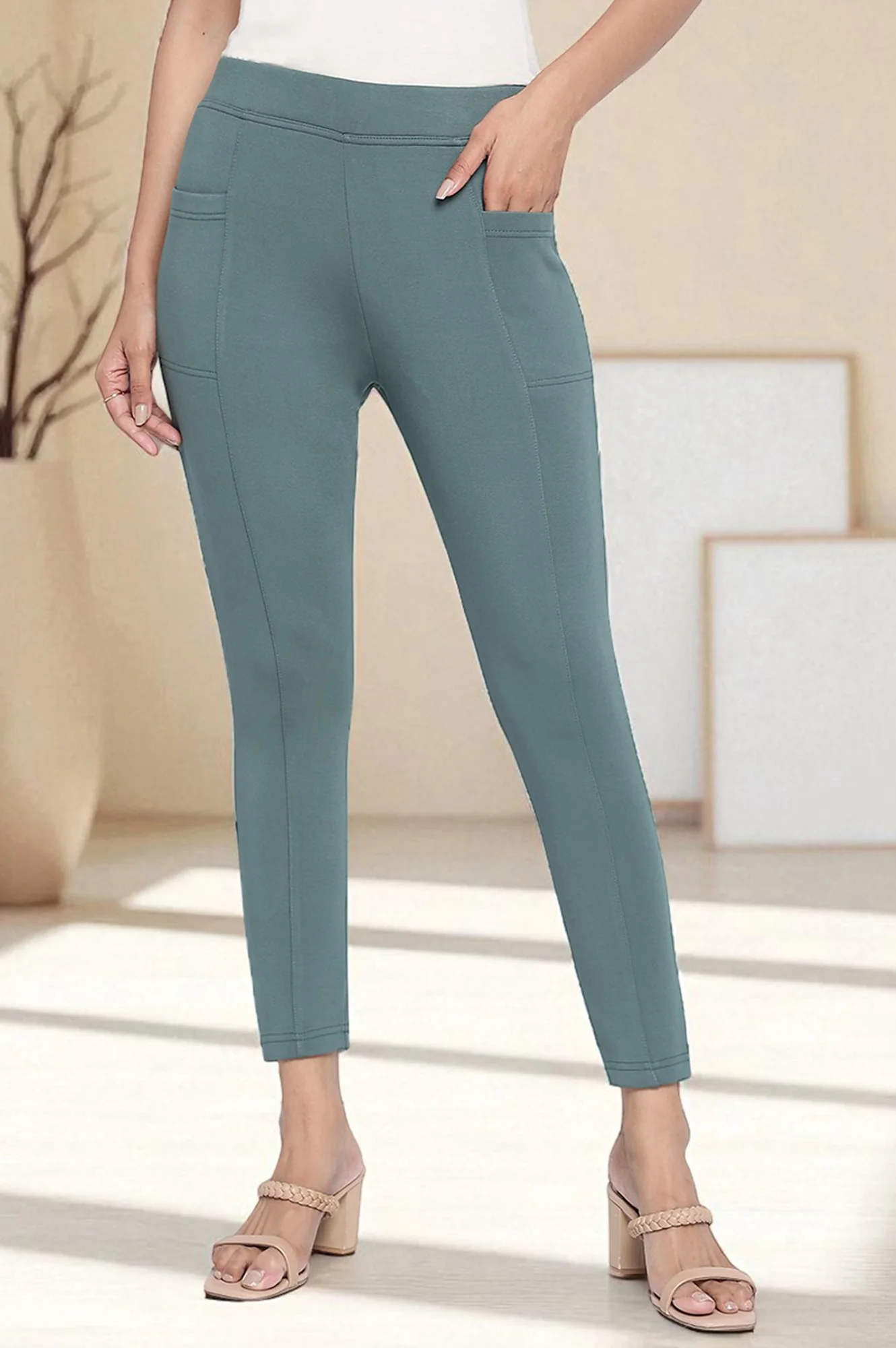 Green Solid Calf Length Tights