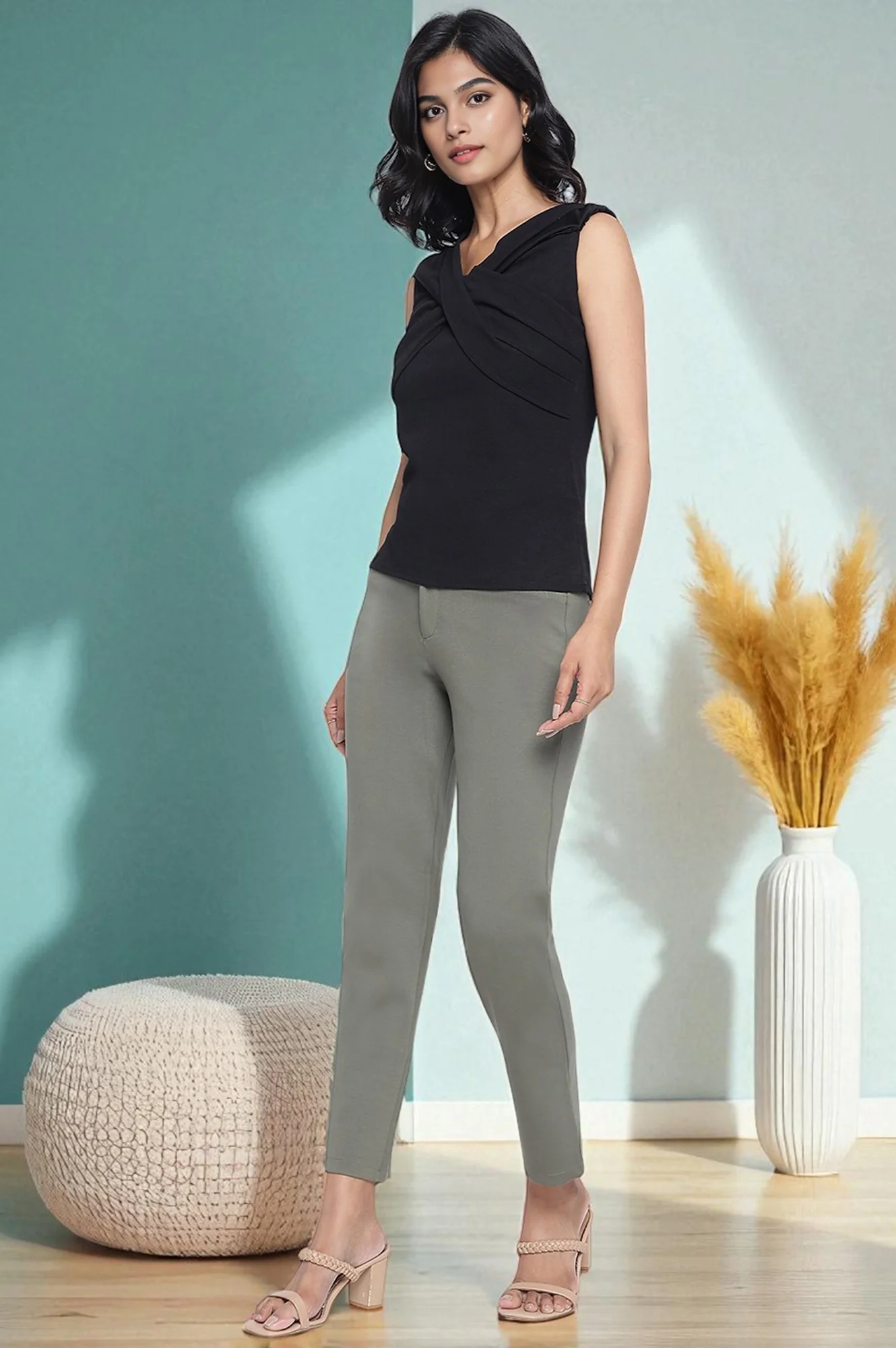 Green Solid Mid Rise Trouser in Ankle Length - Image 6