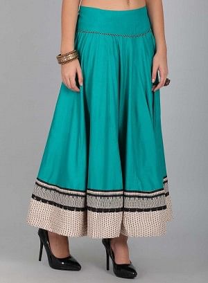 Green Solid Skirt - Image 4
