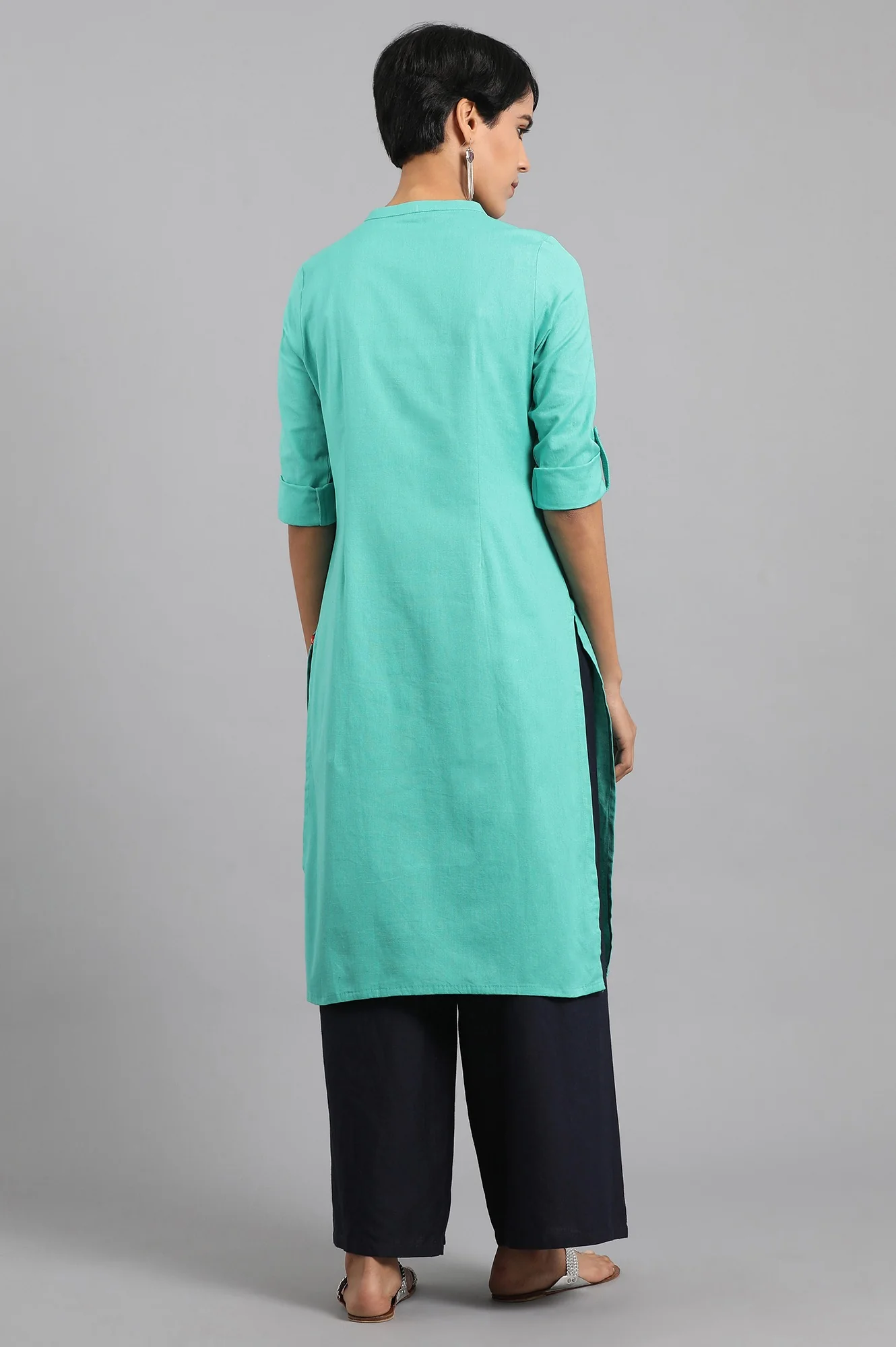 Green Solid Straight Cotton Kurta - Image 5