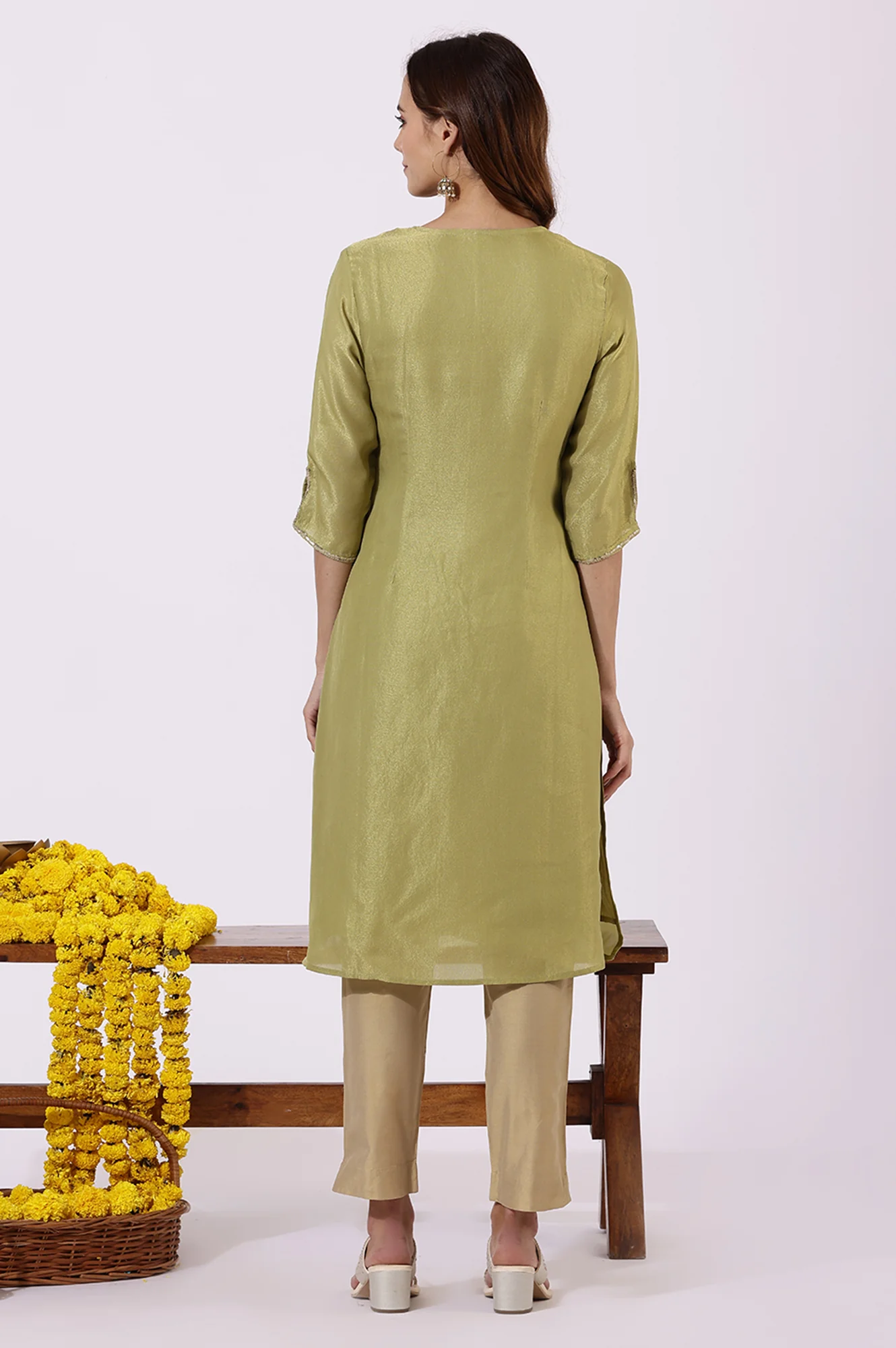 Green Solid Straight Kurta - Image 5