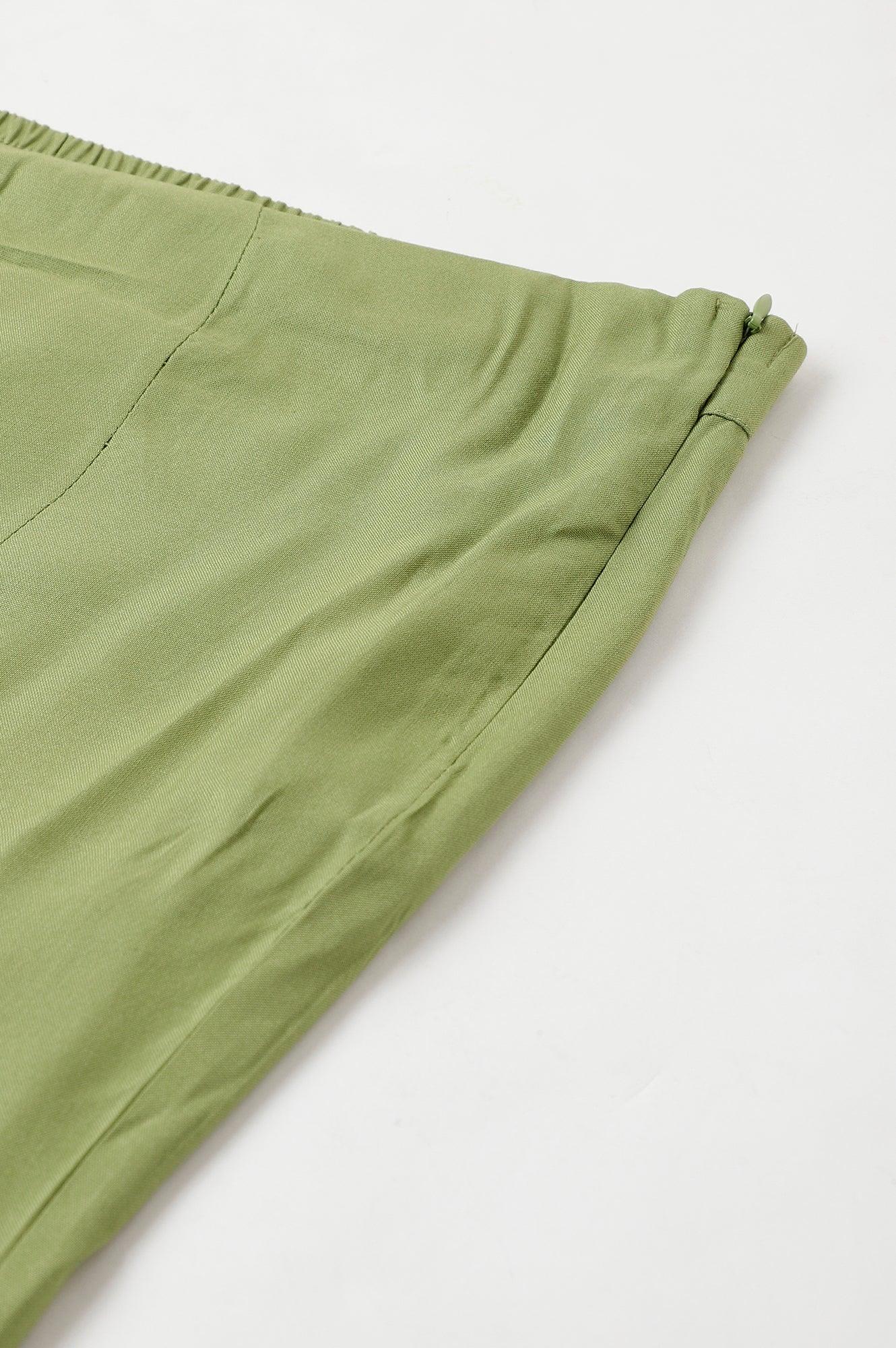 Green Straight Pants With Lace Details - Image 7