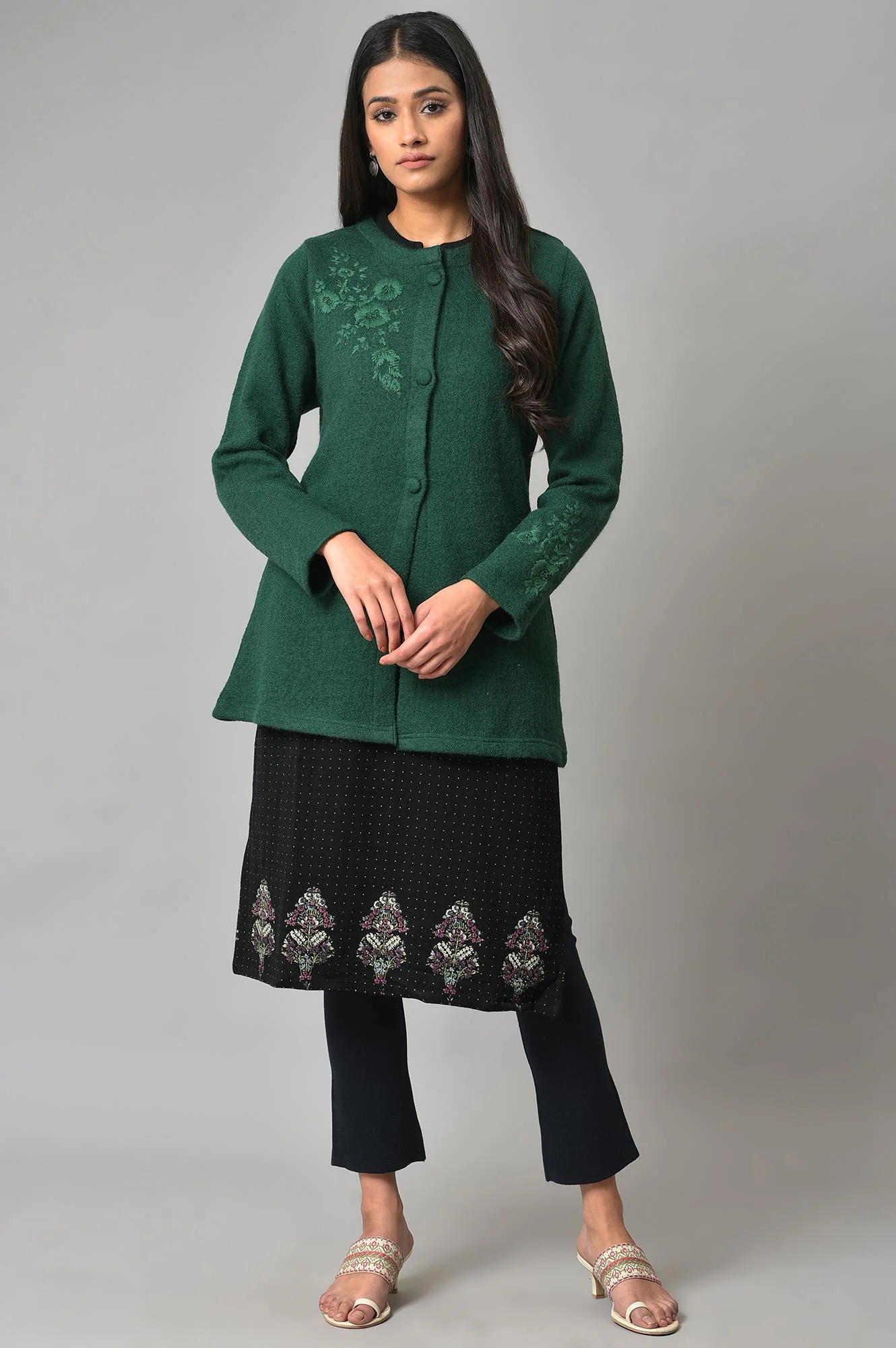 Green Woollen Short Winter Jacket - Image 5
