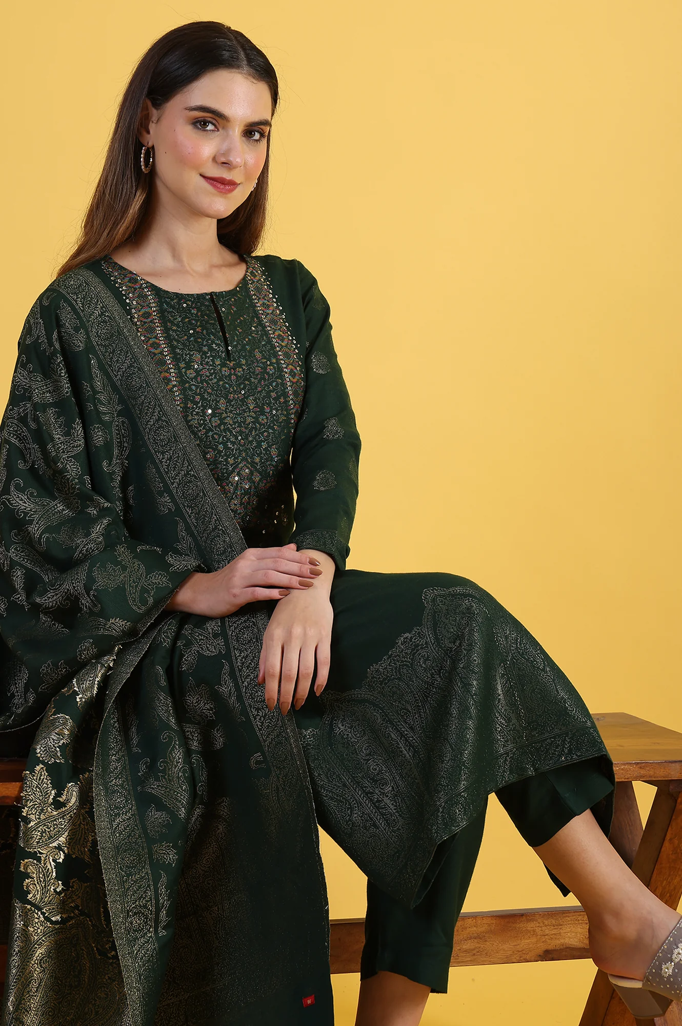 Green Yarn Dyed Sequins A-Line Kurta & Straight pant with Dupatta Set - Image 2
