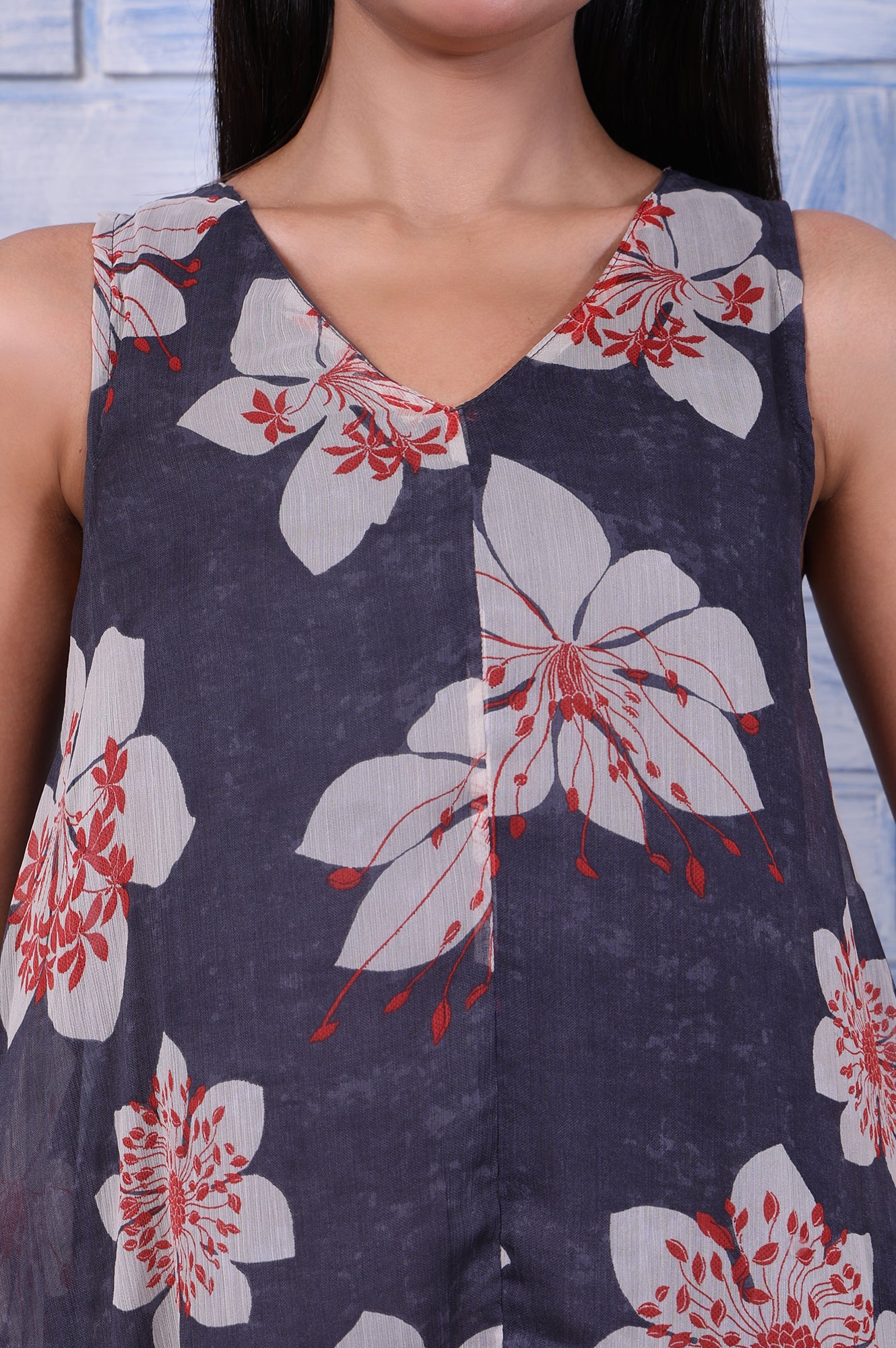Grey Floral Printed Silver Chiffon Flared Dress - Image 3