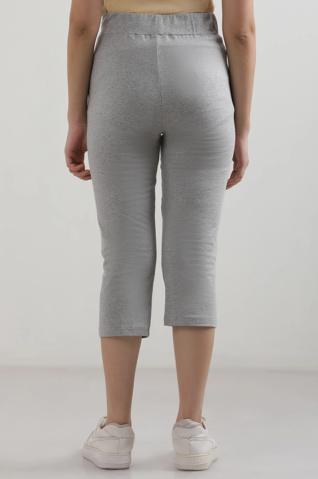 Grey Solid Straight Fit Cotton Culottes With Slip On Closure - Image 4