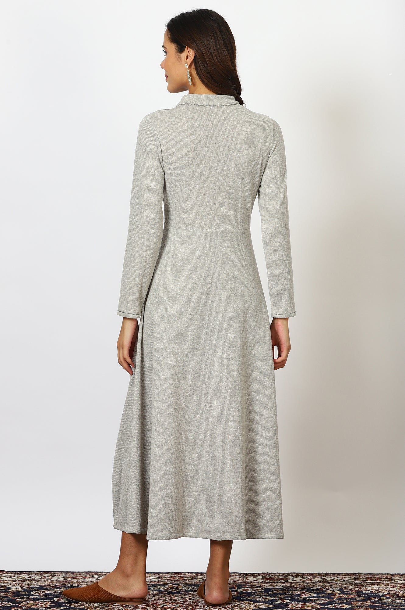 Grey Solid Metallic Hardware Flarred Dresses - Image 5